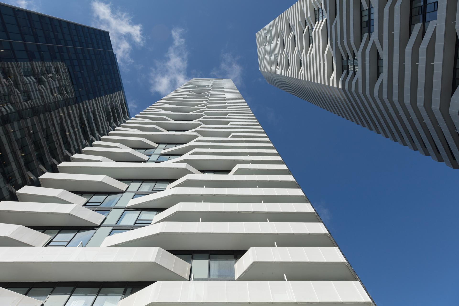 Harbour Plaza Residences - image 3