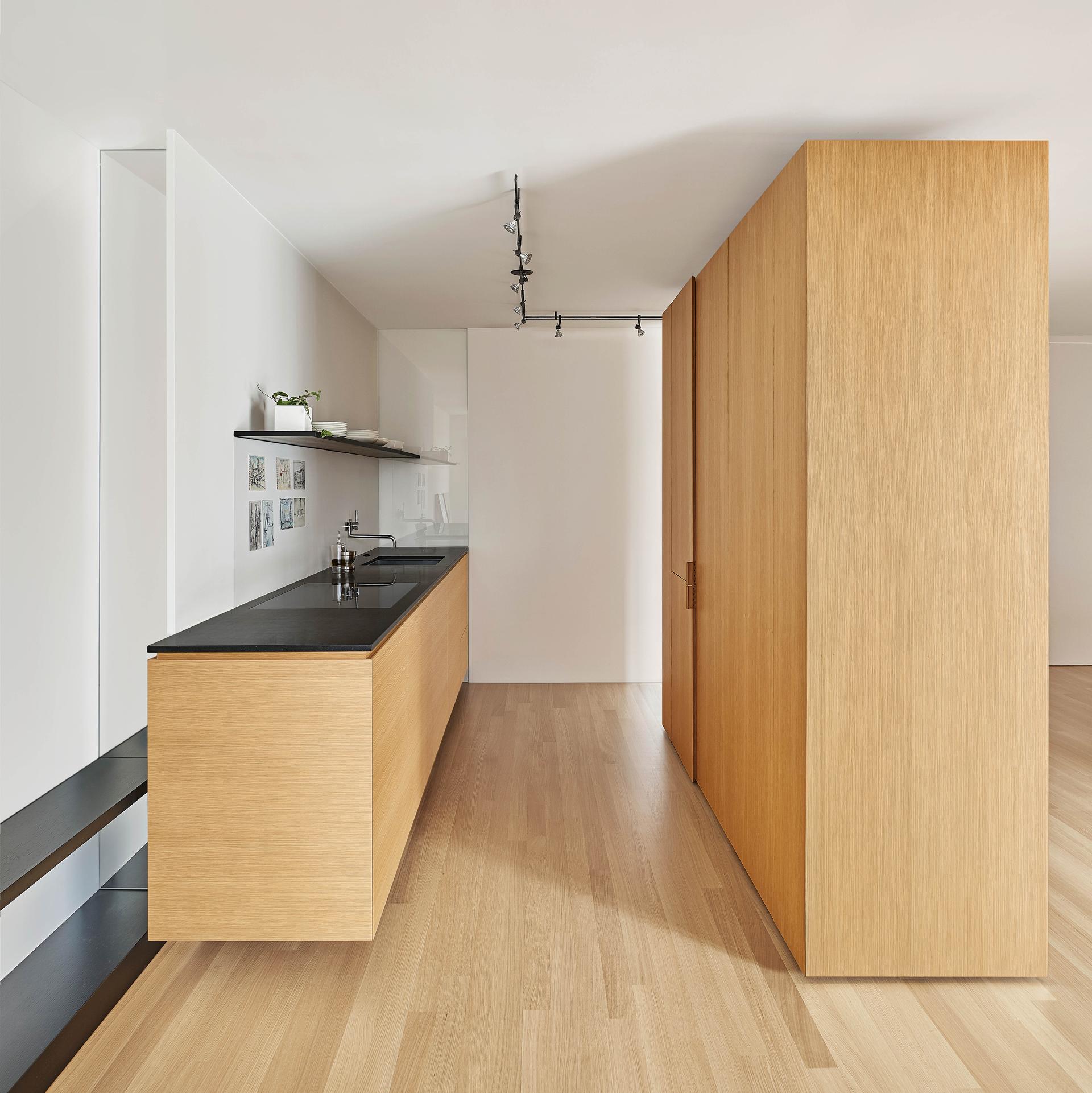 Unit 2808 - image 5
