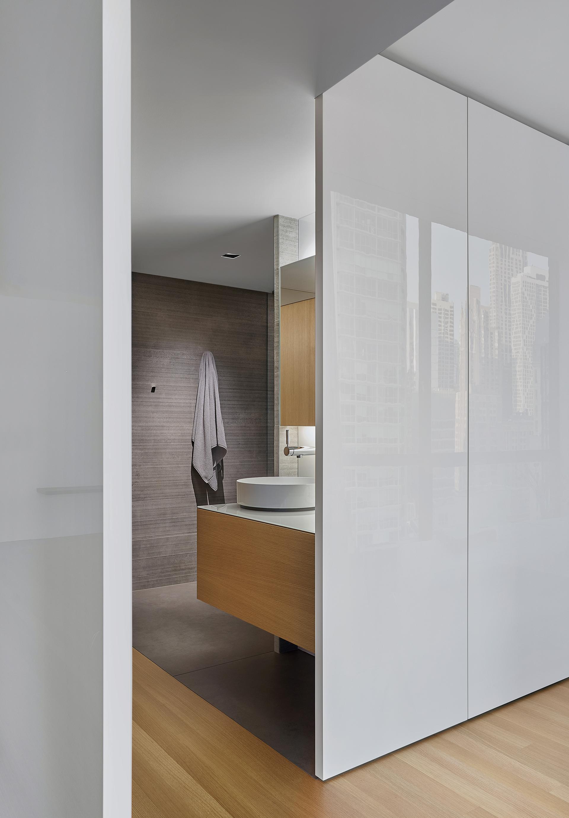 Unit 2808 - image 12
