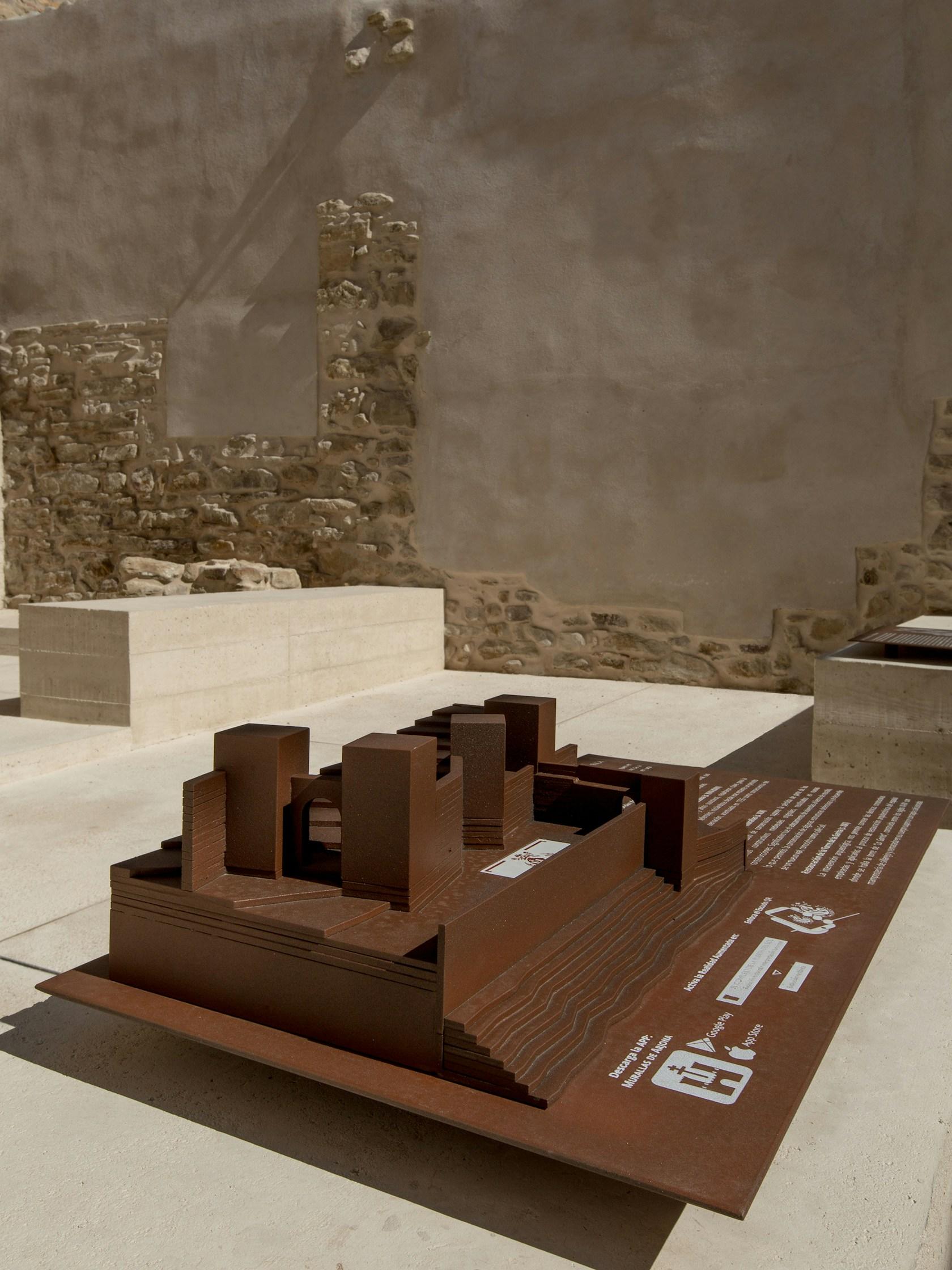 INTERPRETATION SPACE OF THE ALCAZAR WALL OF ARJONA - image 4