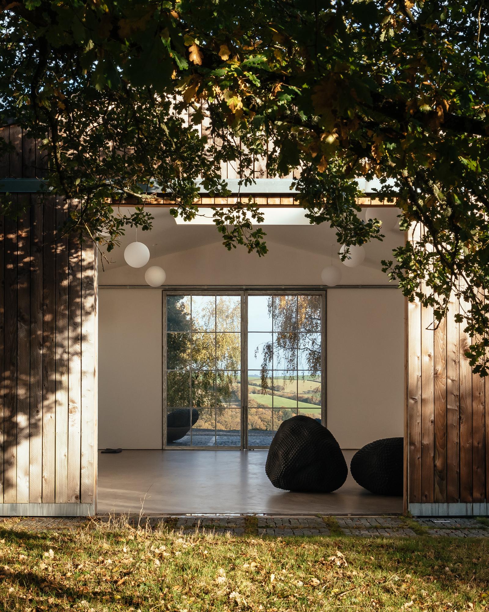 Art Barn by Thomas and Peter Randall-Page - image 4
