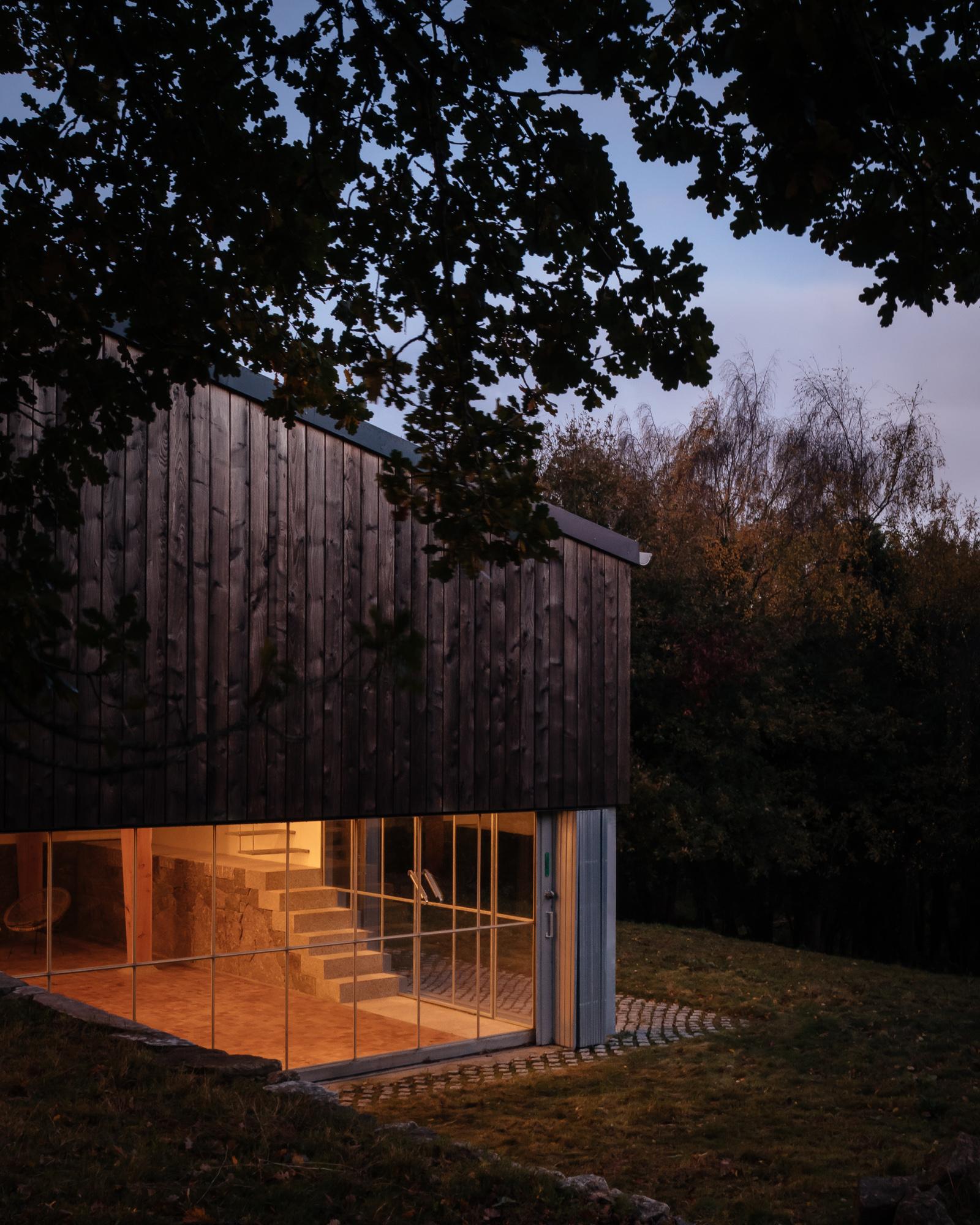 Art Barn by Thomas and Peter Randall-Page - image 12