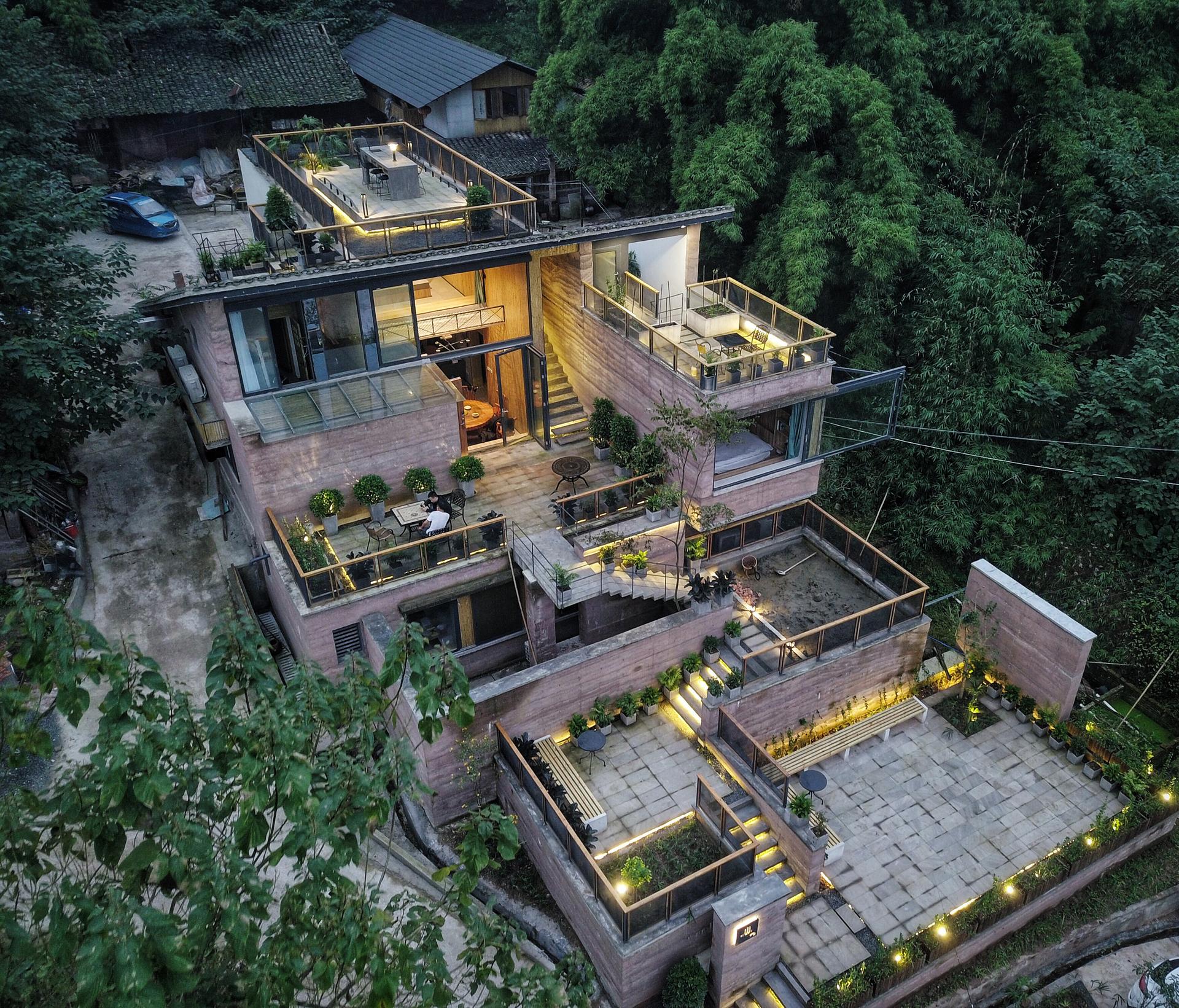 Mountain House of Lew - image 5