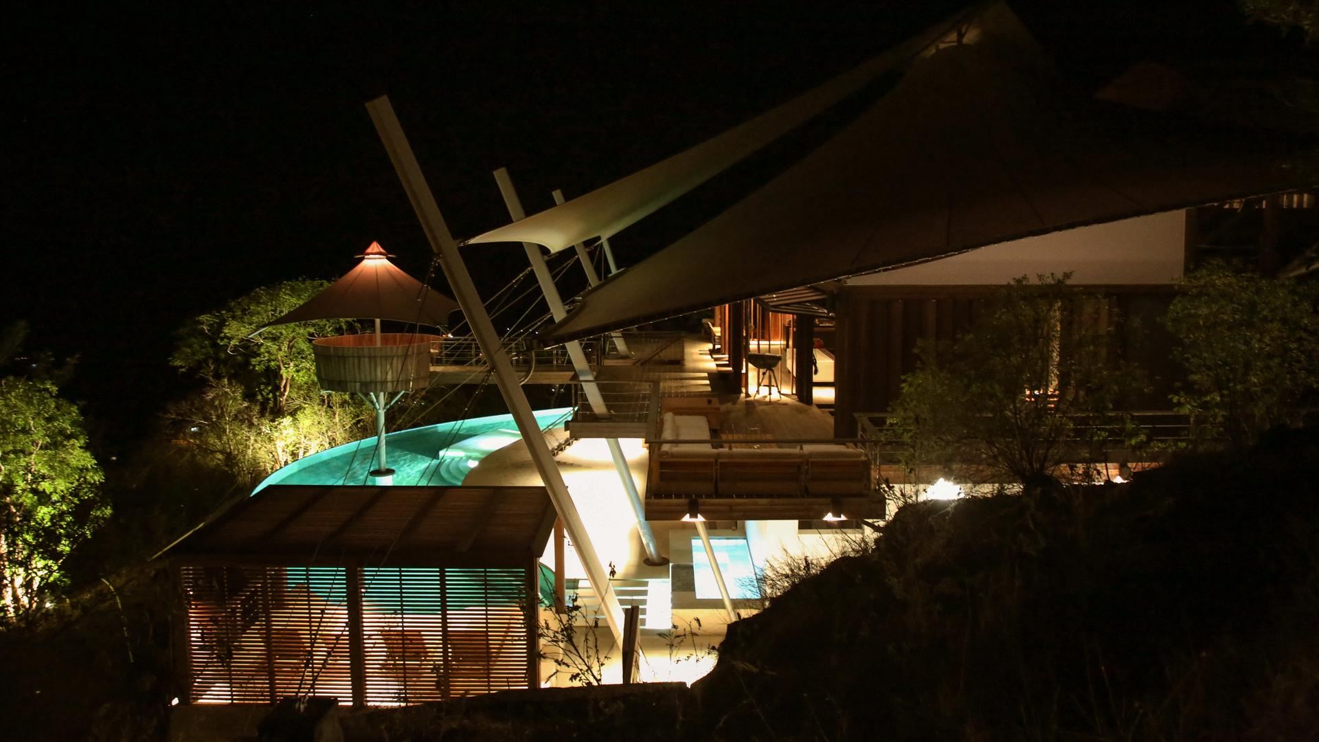 Sail House - image 20
