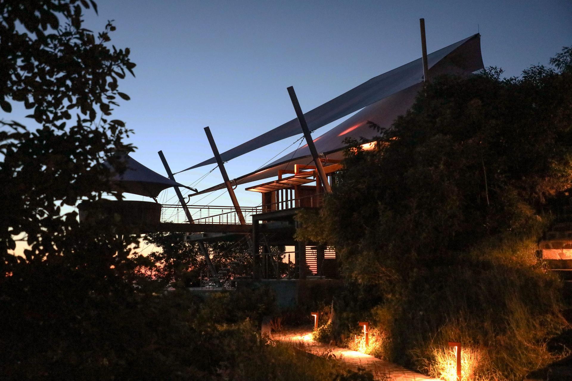 Sail House - image 23