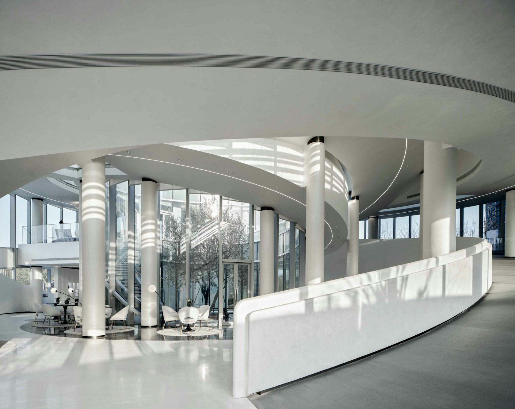 YANLORD CENTRAL LAKE - image 5