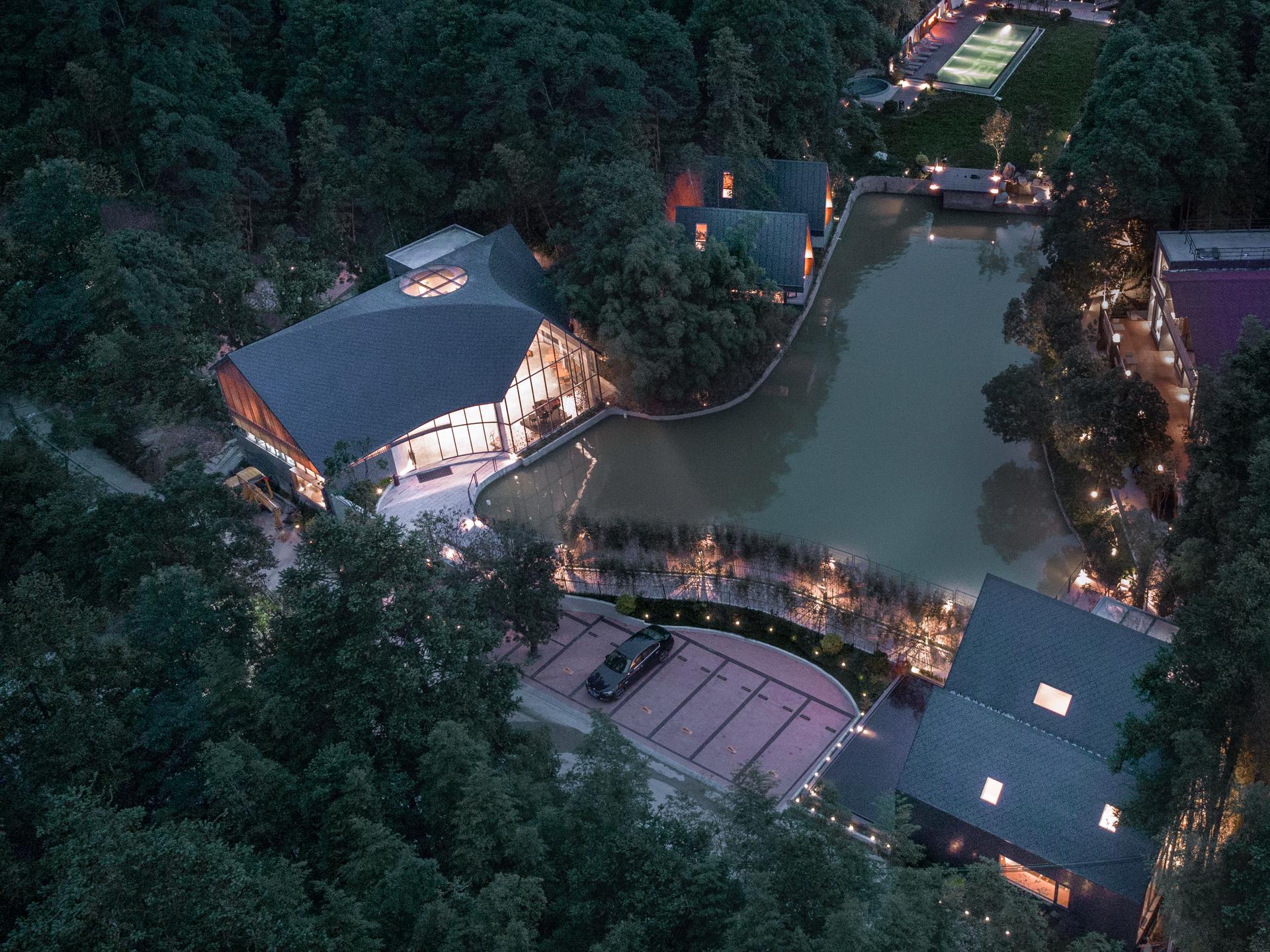 Nankun Mystery Village Art restaurant - image 5