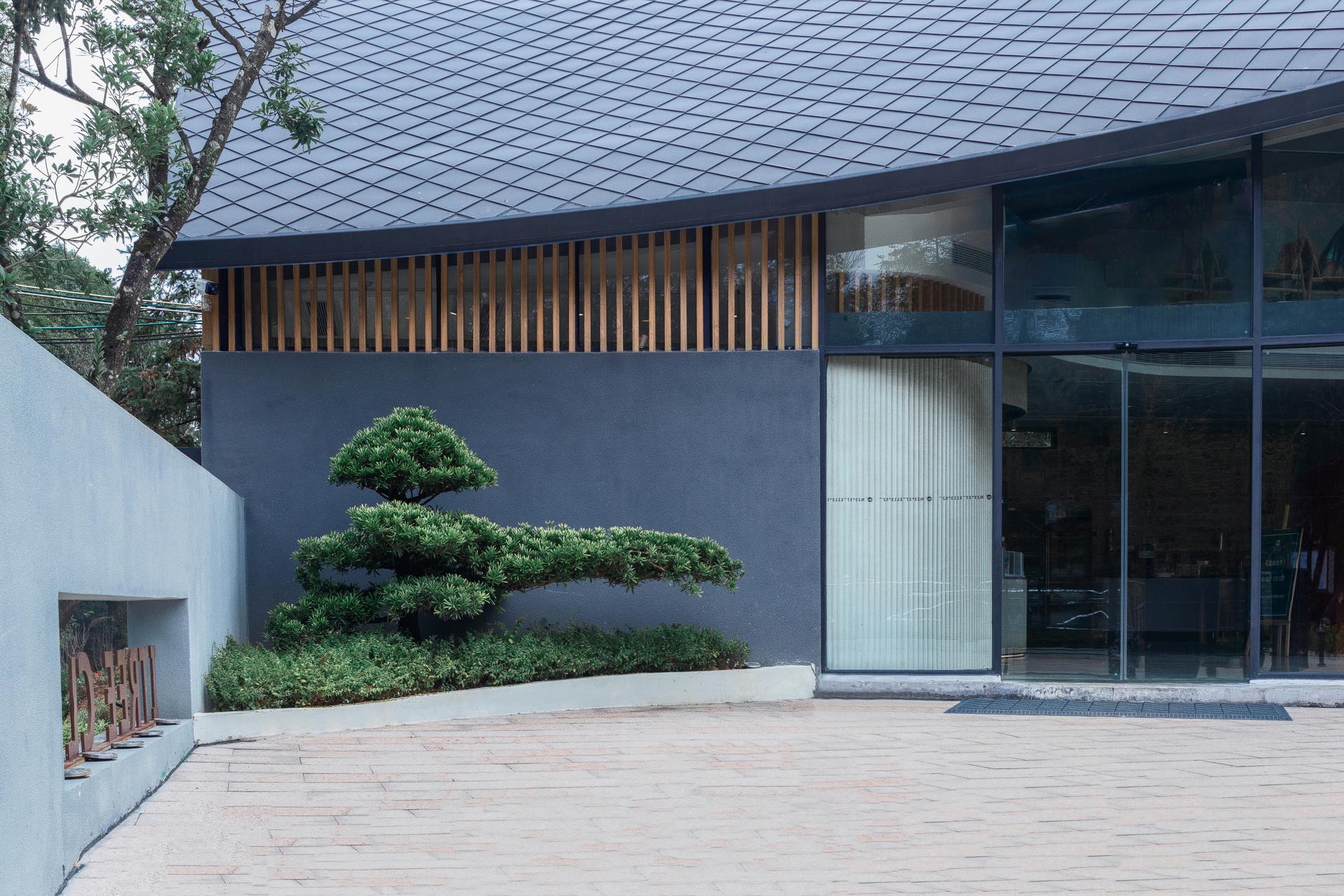 Nankun Mystery Village Art restaurant - image 7