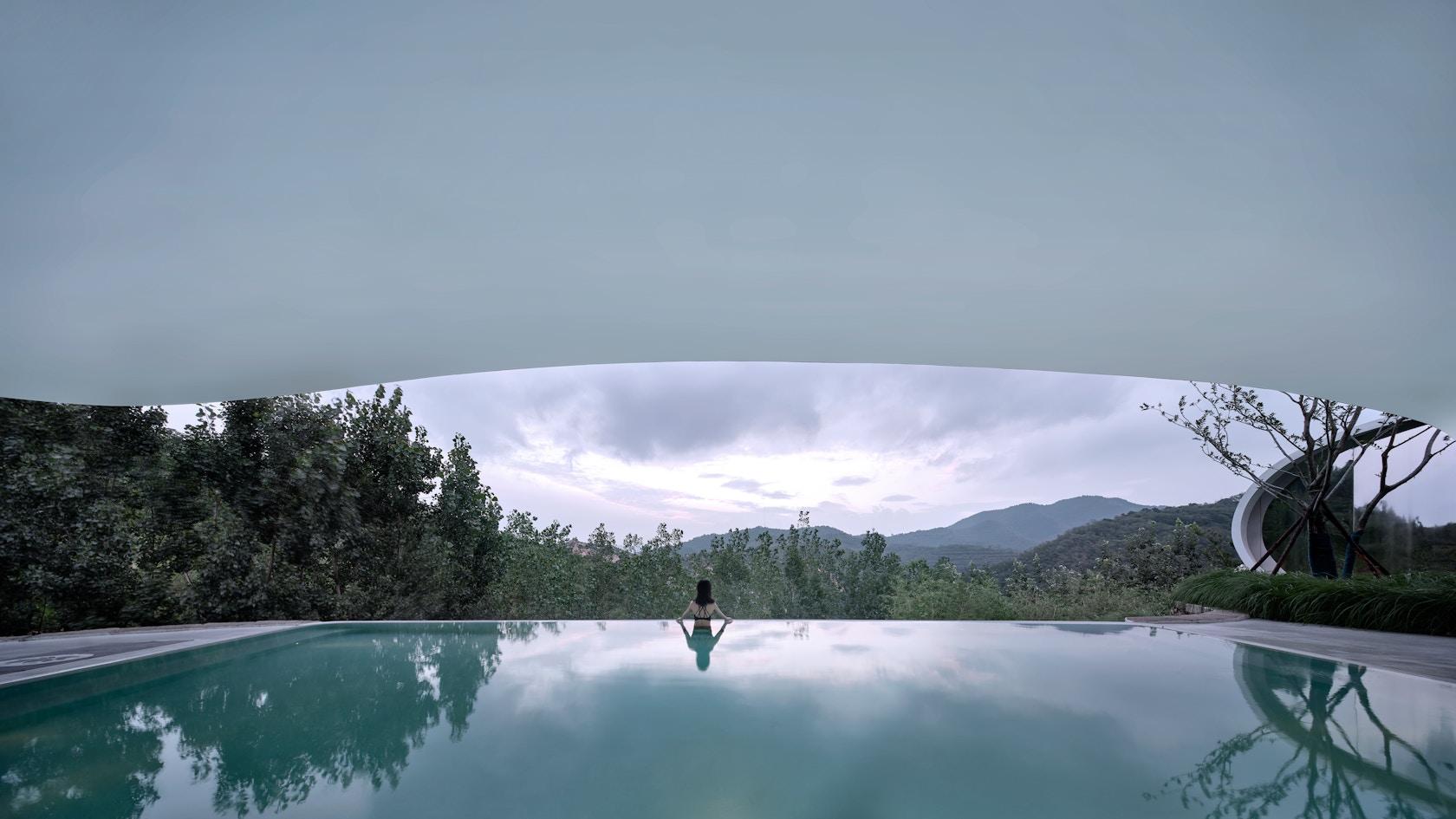 Jiunvfneg Bubble Pool and Supporting Facilities on Mount Tai