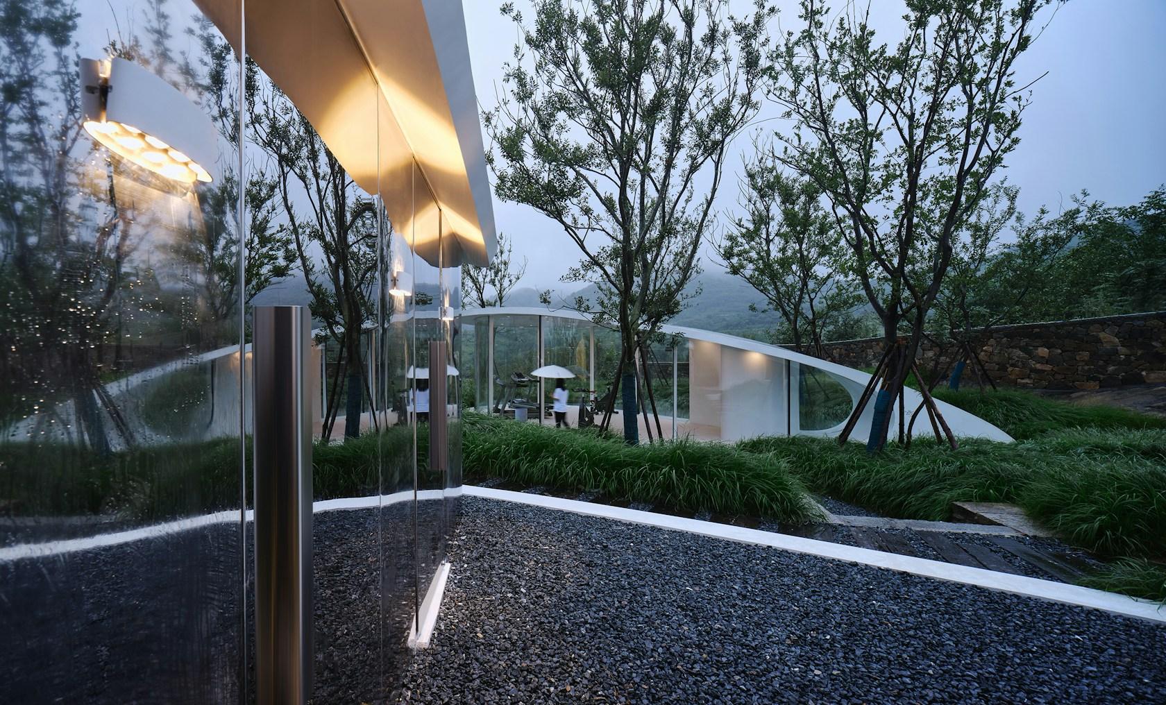 Jiunvfneg Bubble Pool and Supporting Facilities on Mount Tai - image 8
