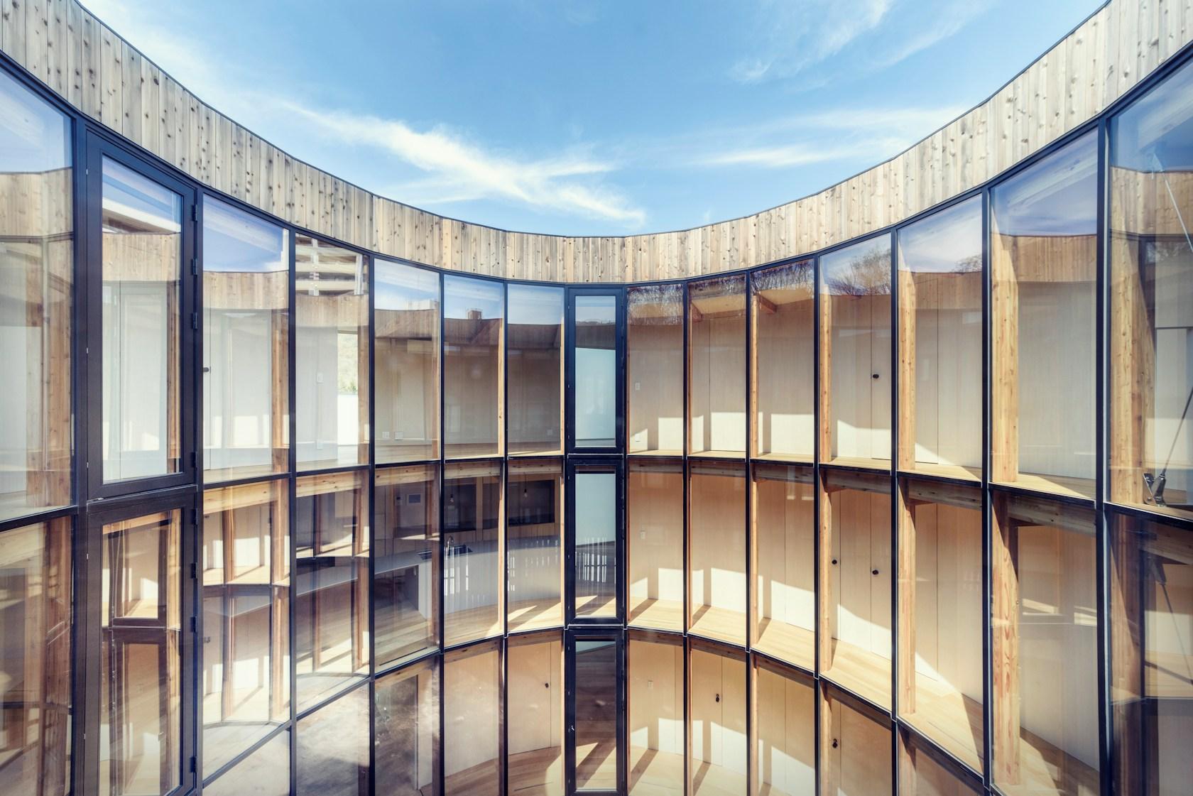360° House - image 4