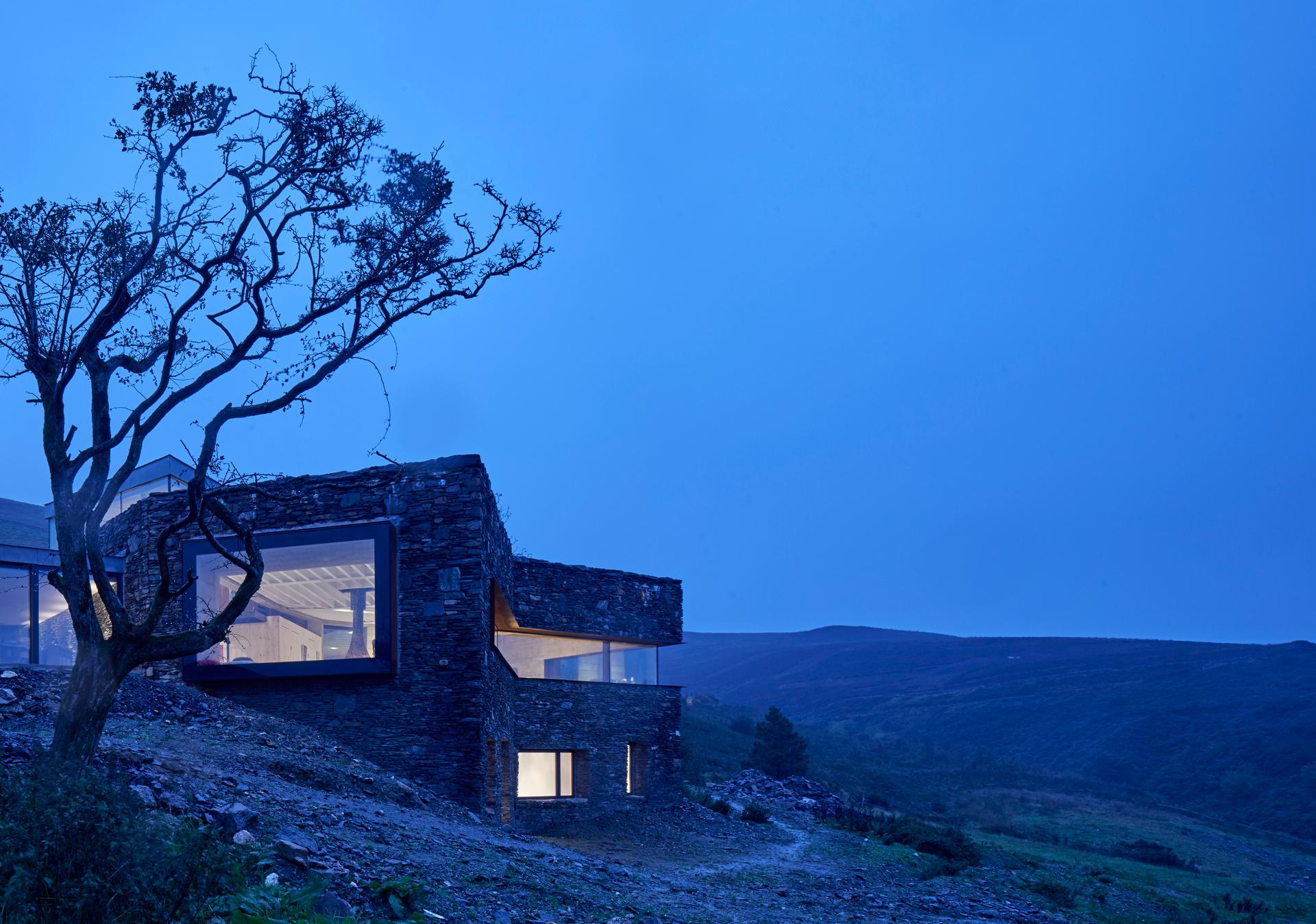 A Restorative Rural Retreat for Sartfell - image 7
