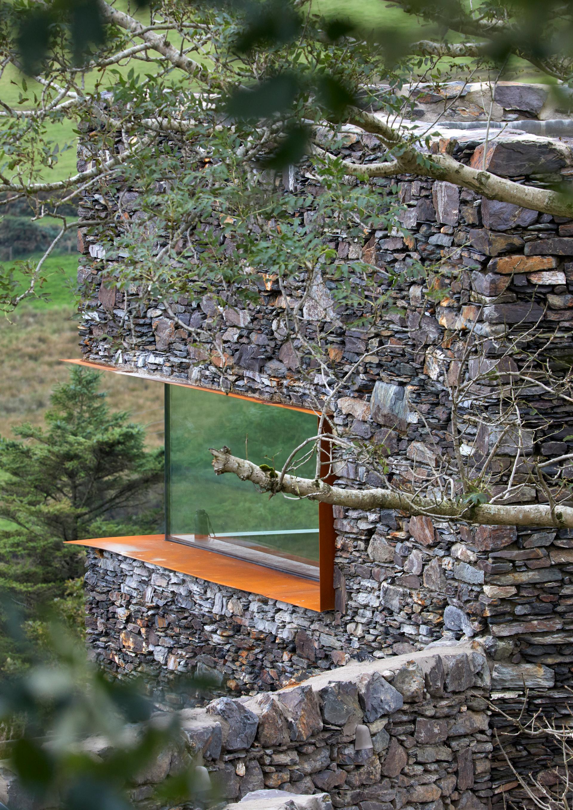 A Restorative Rural Retreat for Sartfell - image 3