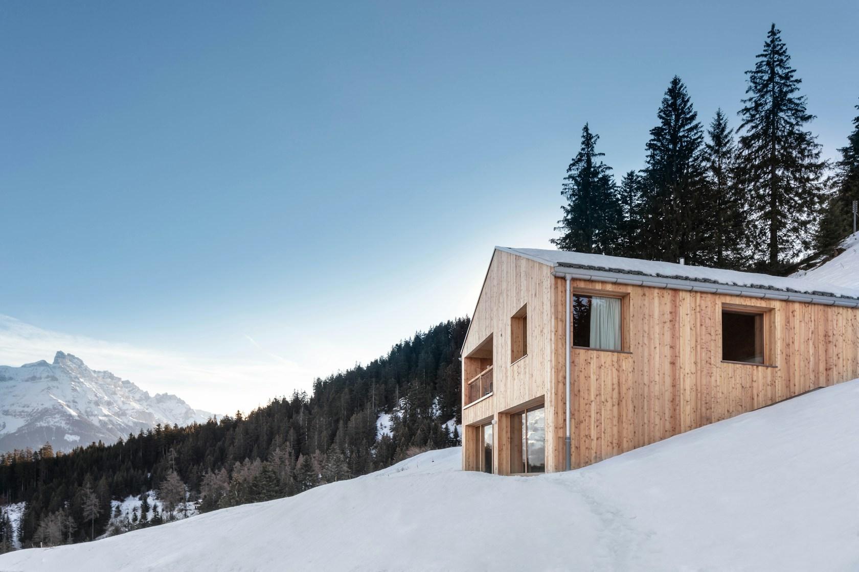 Whitepod, Eco-Chalets - image 2