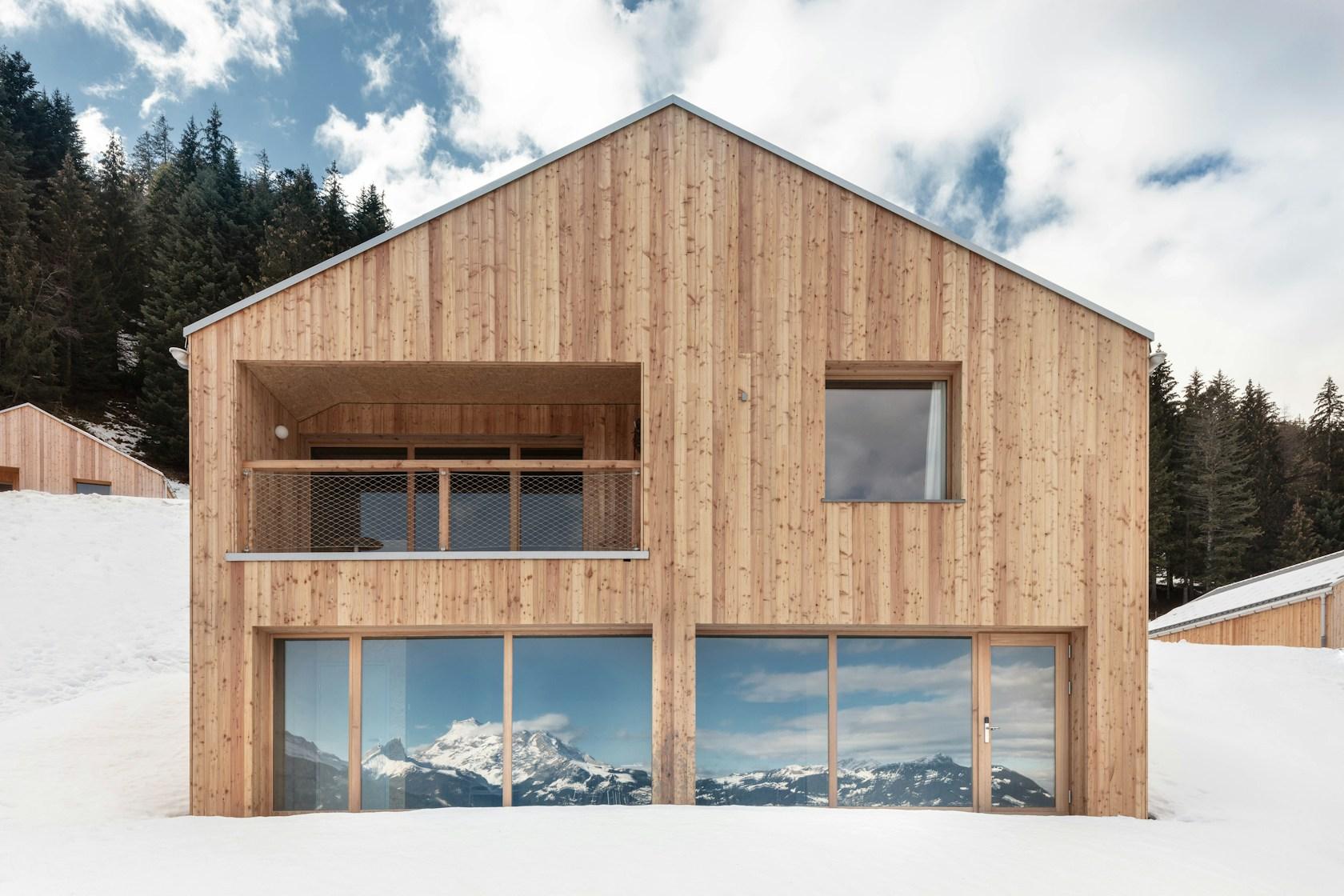 Whitepod, Eco-Chalets - image 4