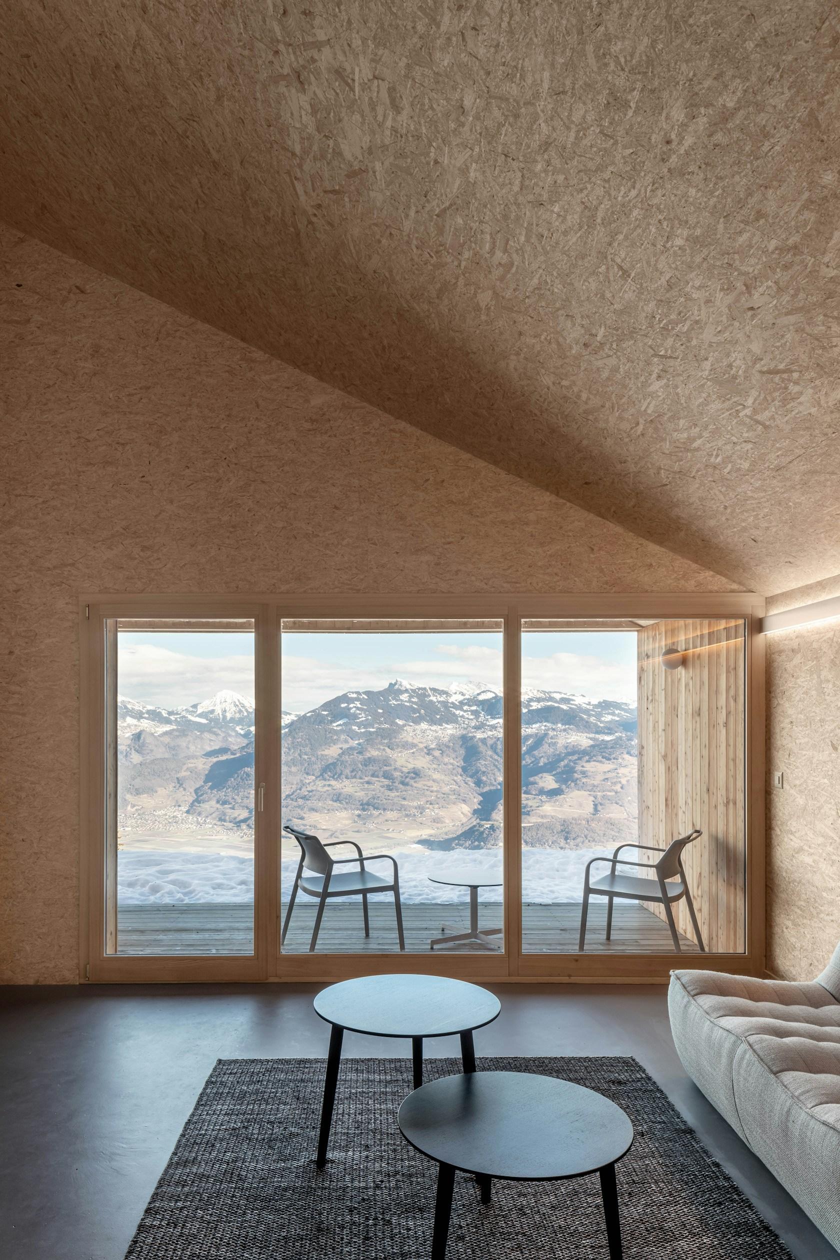 Whitepod, Eco-Chalets - image 9
