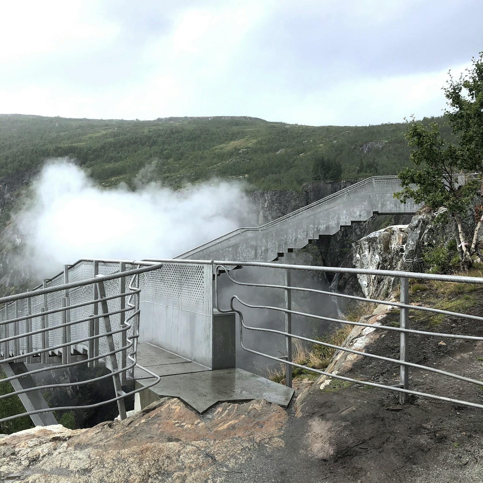 Vøringsfossen Waterfall Area - image 27