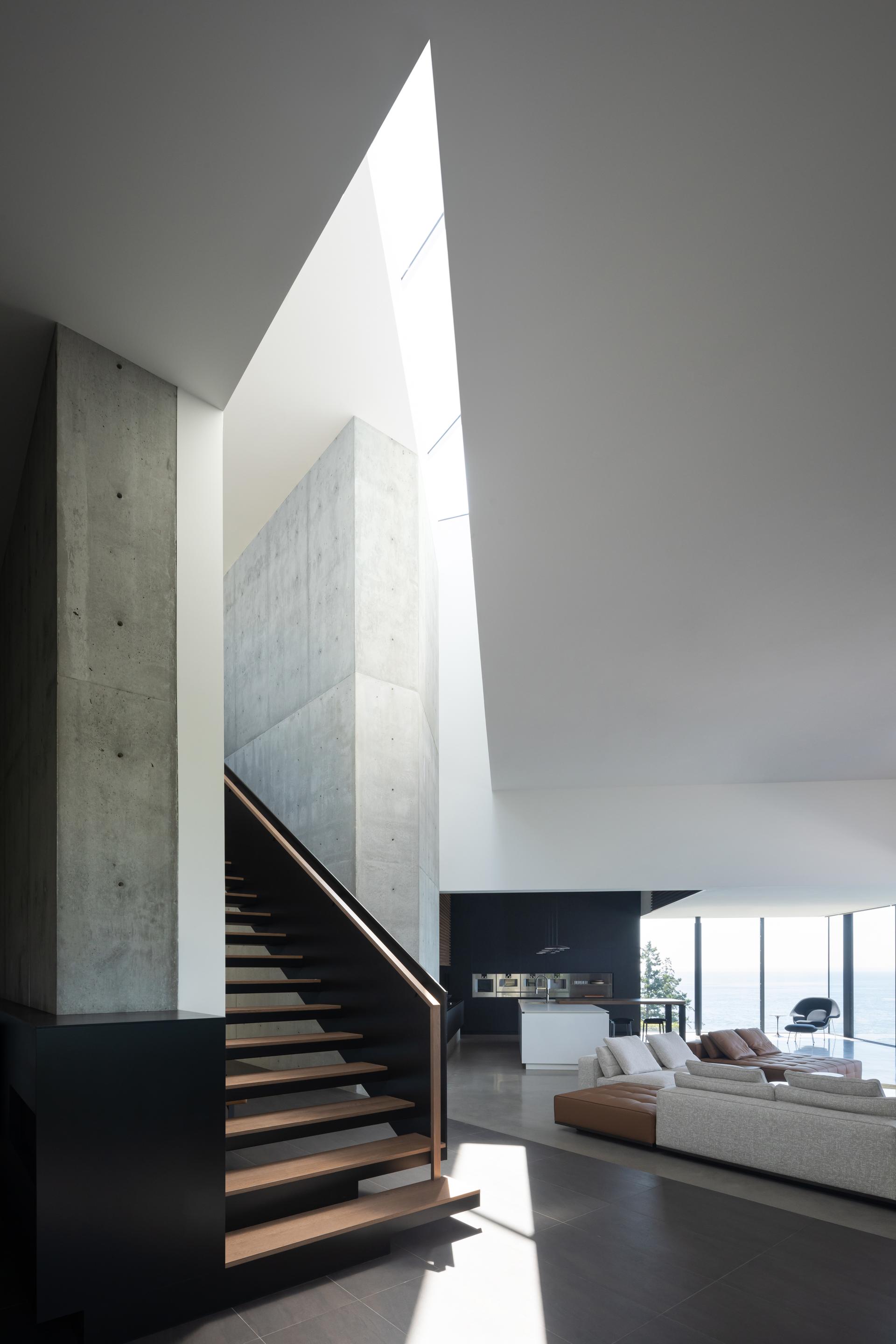 BlackCliff House - image 11