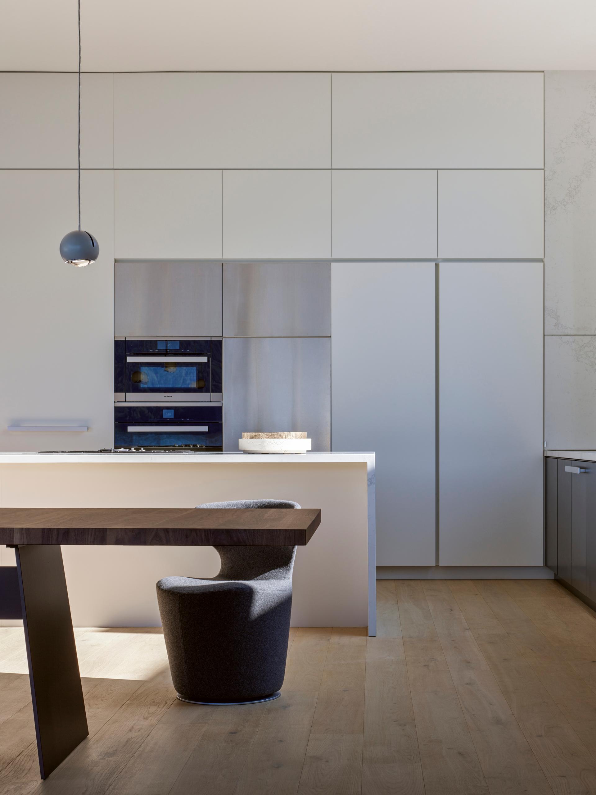 Four & Four House - image 11