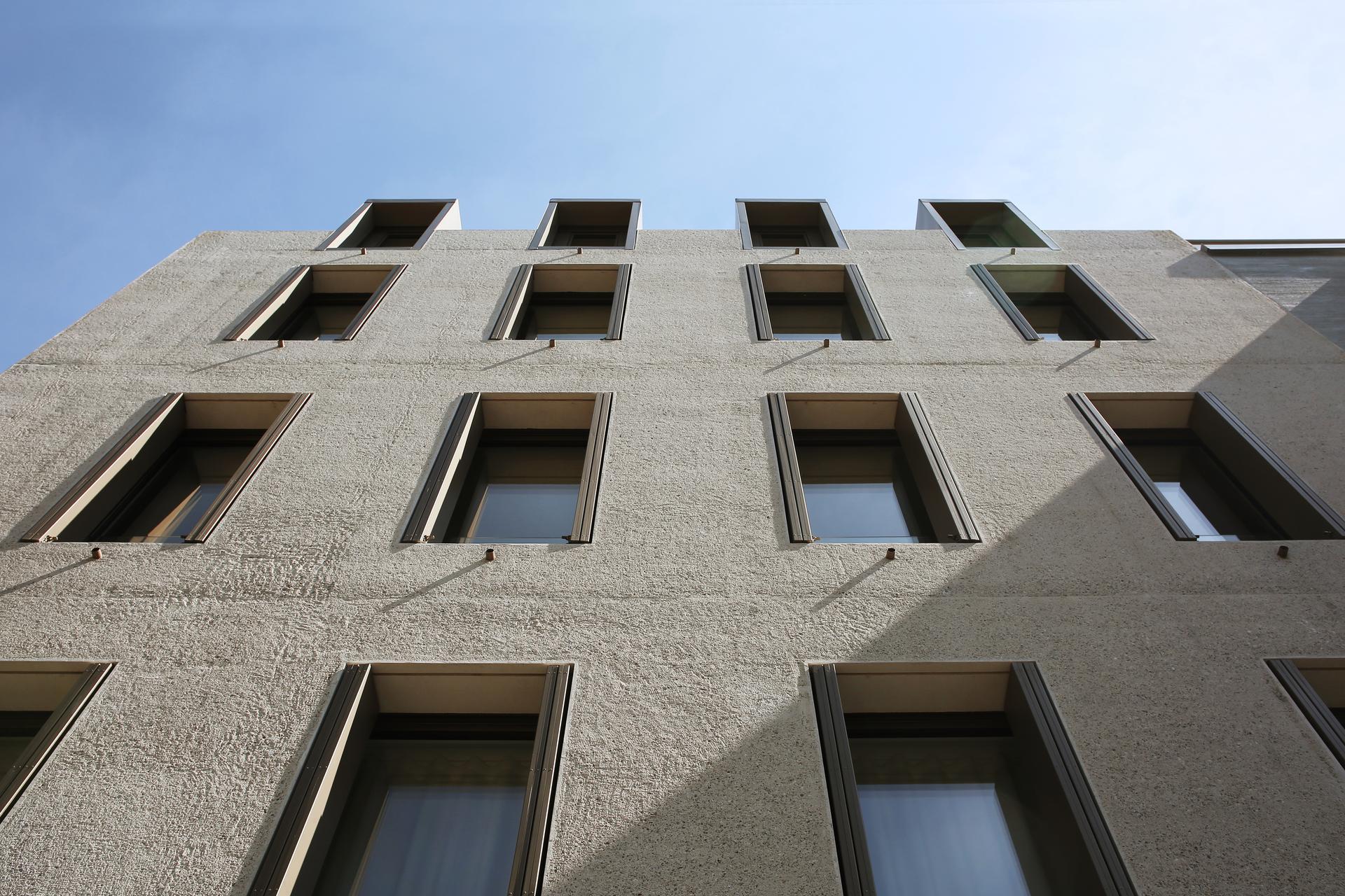 Leimenstrasse Apartment Building - image 2