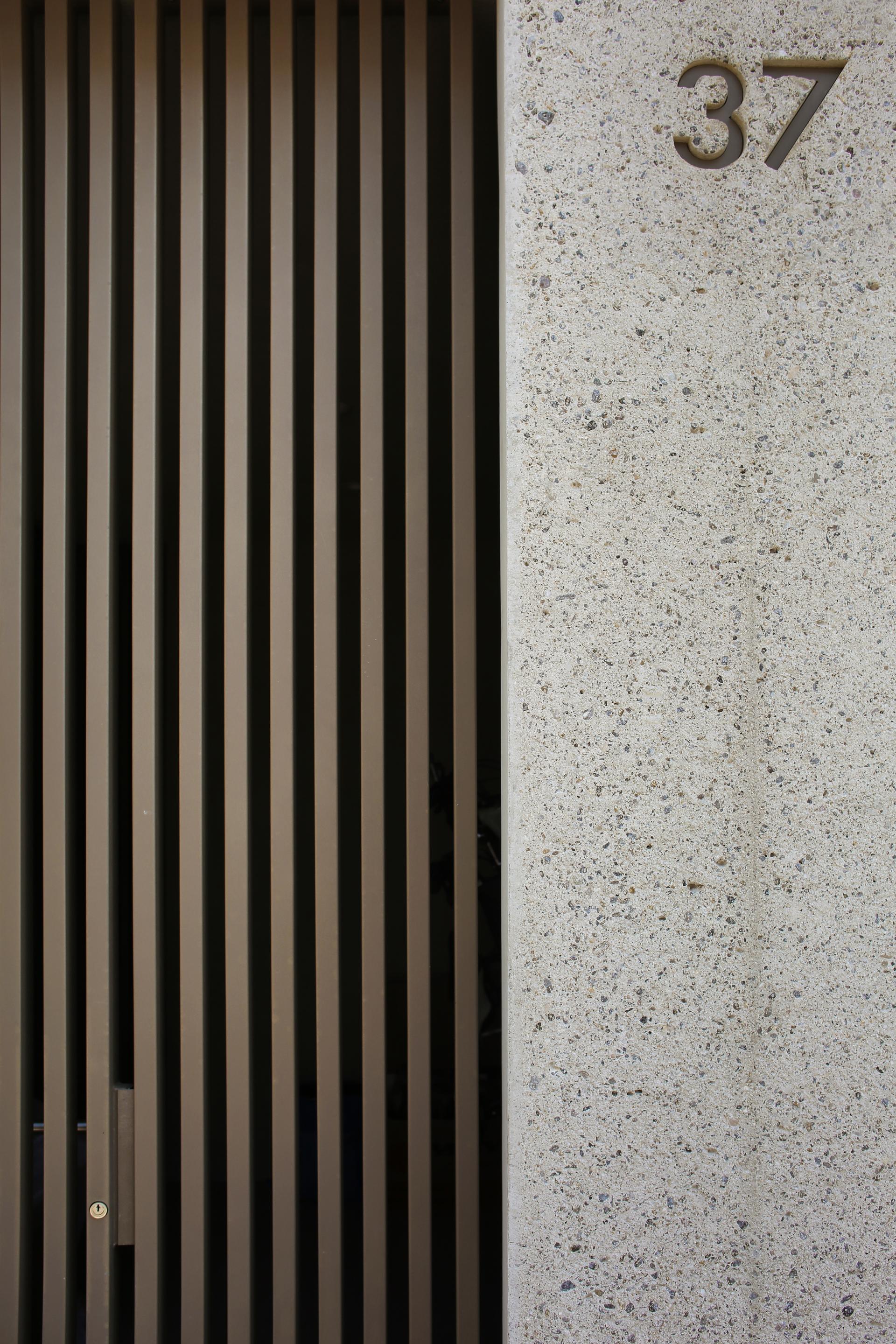 Leimenstrasse Apartment Building - image 4