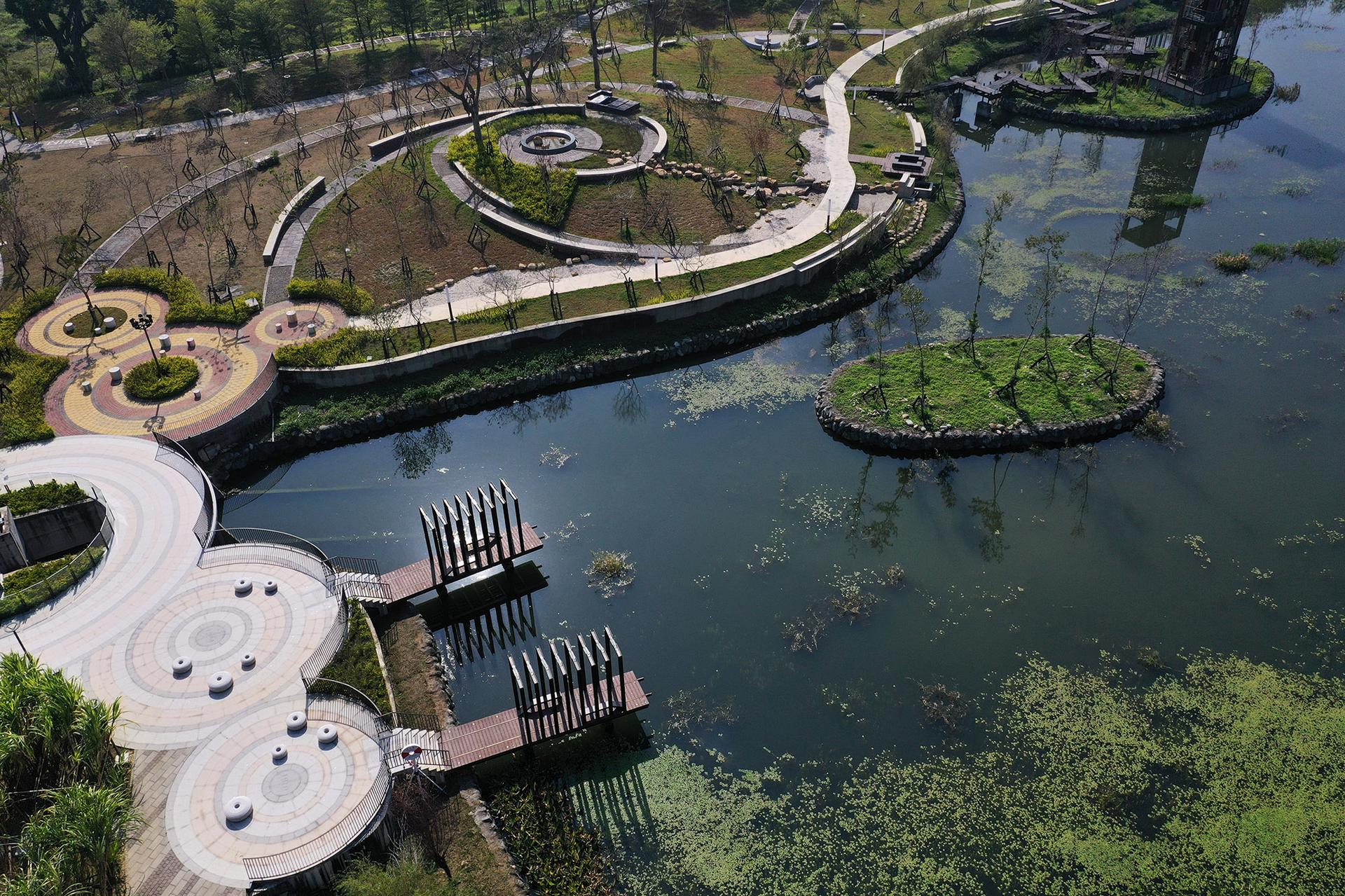 Yong Quan Park - image 2
