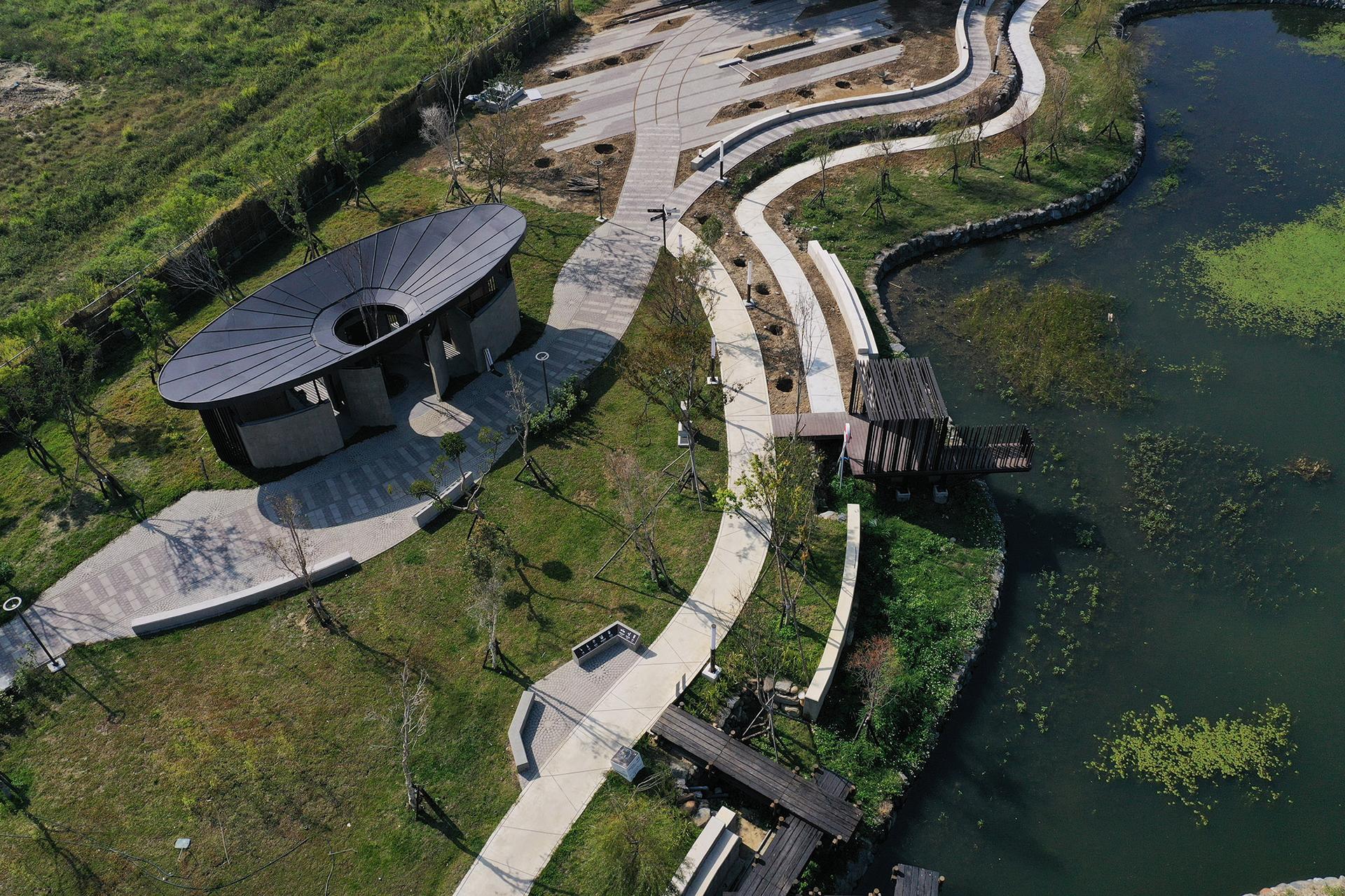 Yong Quan Park - image 3