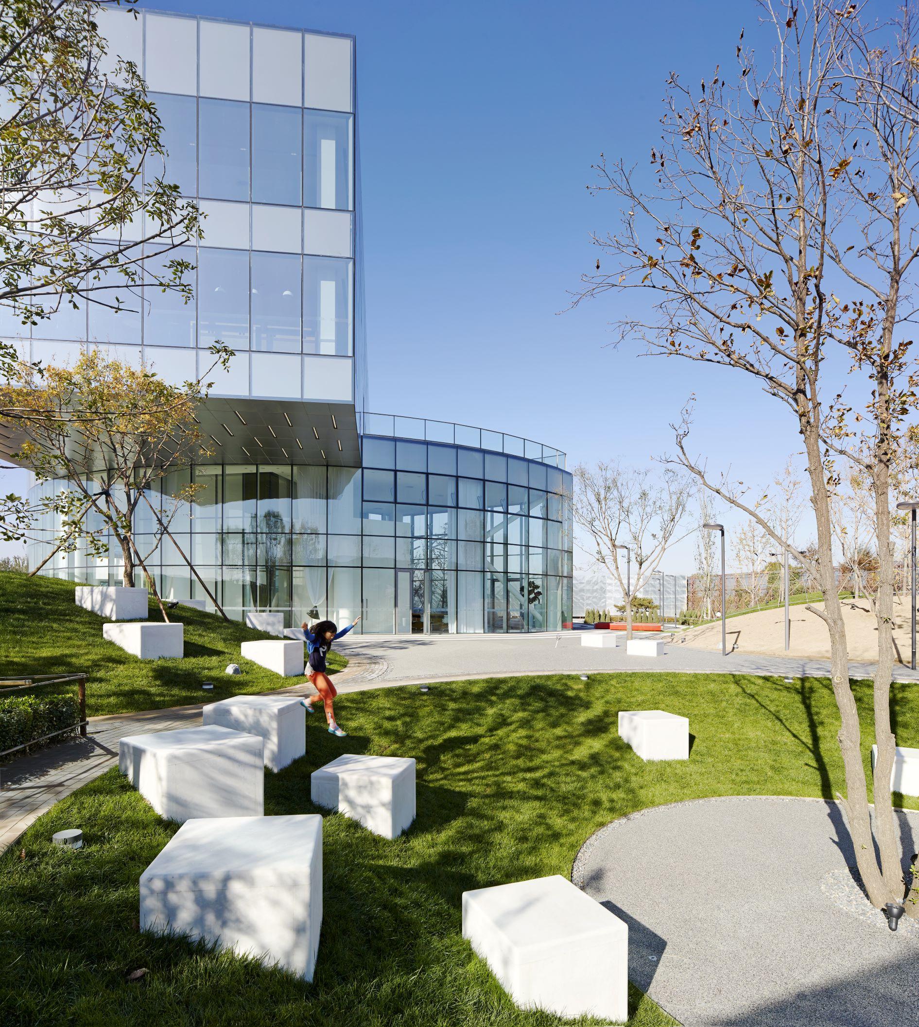 Daxing Green Hub and Park - image 5