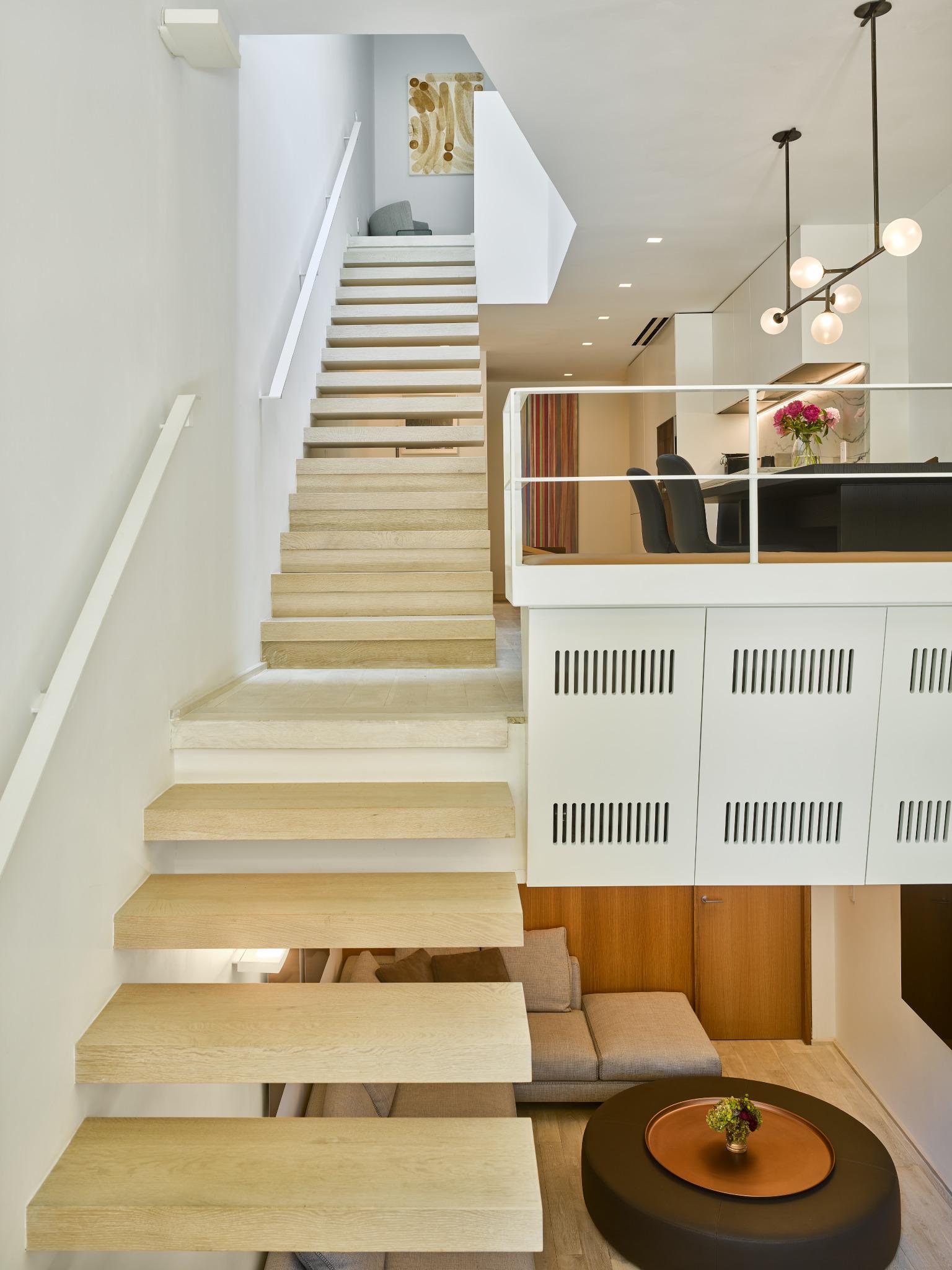 Urban Townhouse - image 4