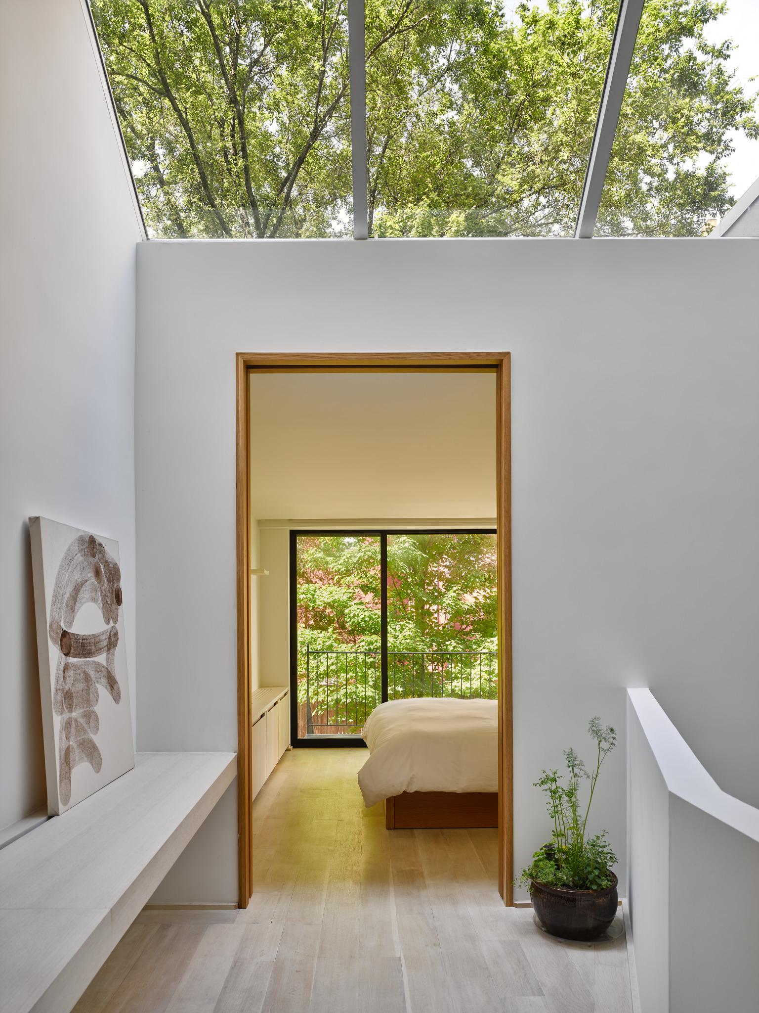 Urban Townhouse - image 8