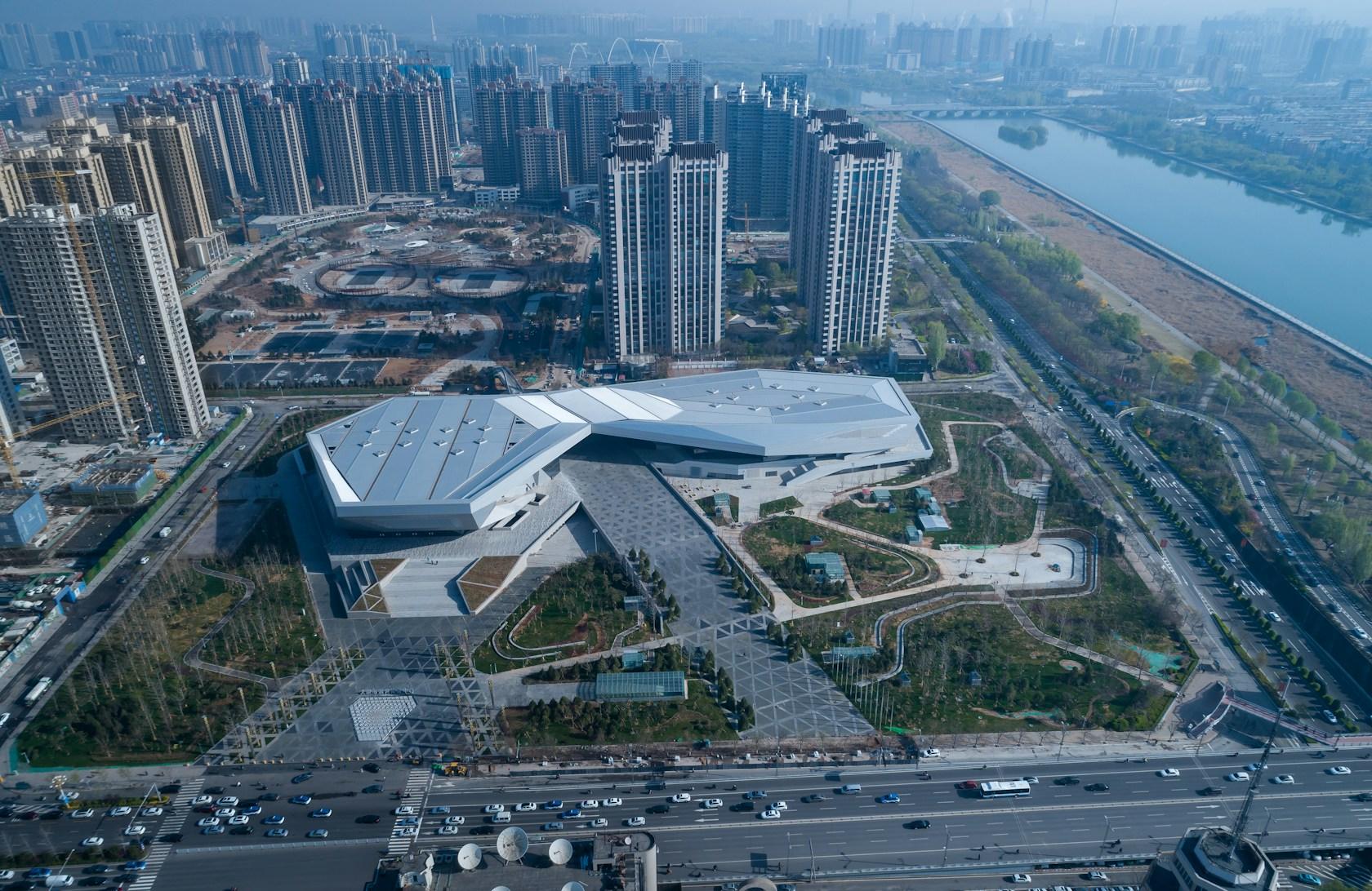 Taiyuan Binhe Sports Center Renovation - image 2