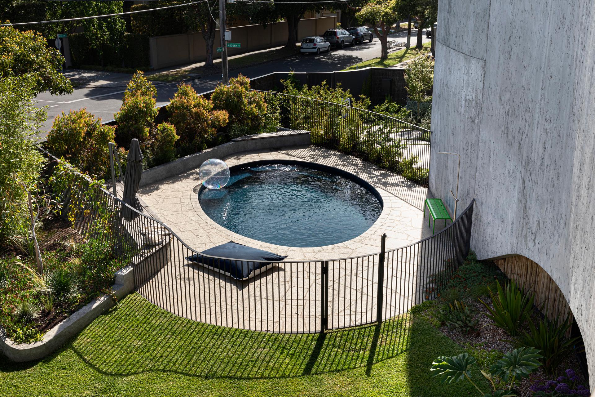 Brush House - image 4