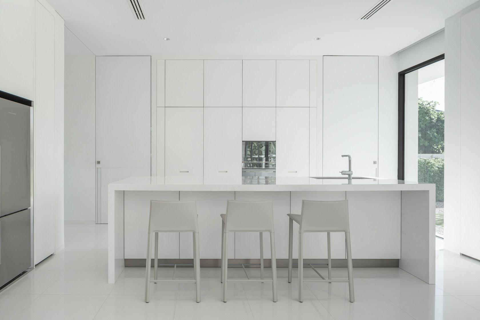 HIDDEN HOUSE - image 7