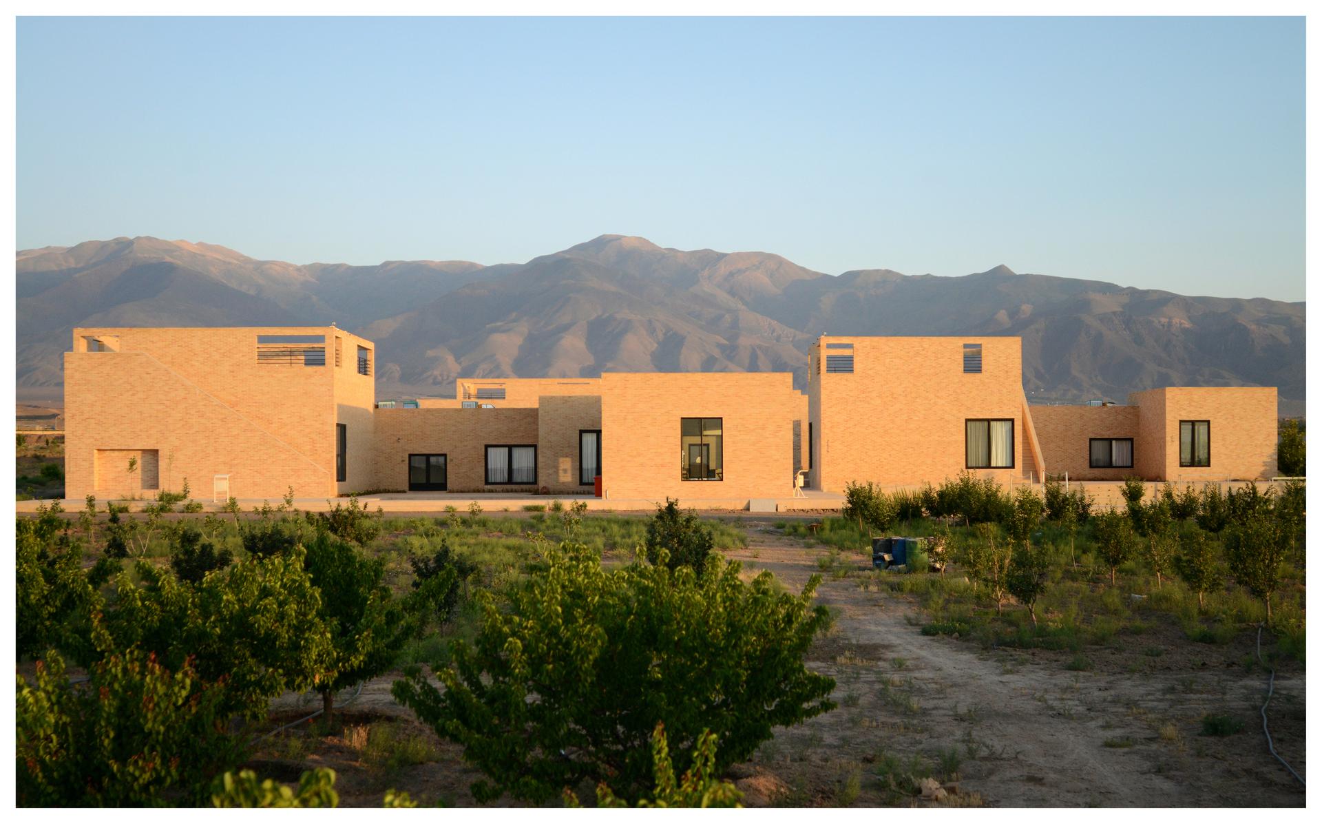 The noor e mobin primary school - image 4