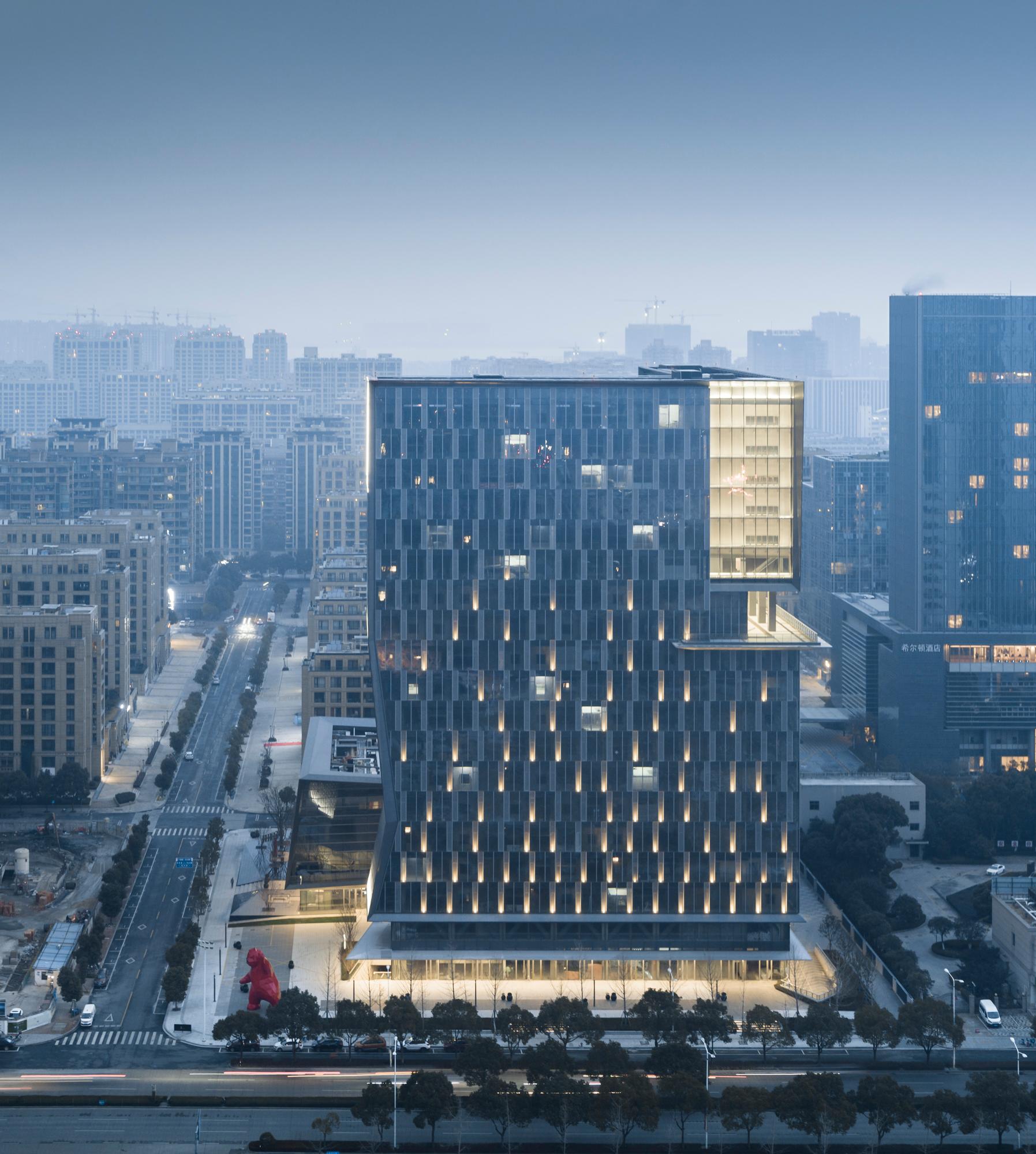 Taizhou Z Center - image 2