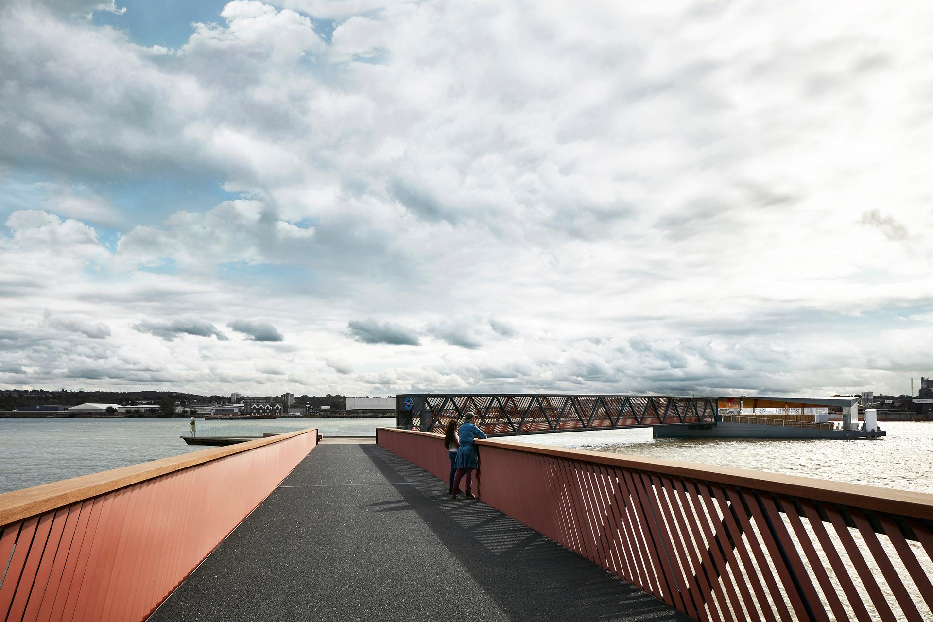 Royal Wharf Pier - image 3