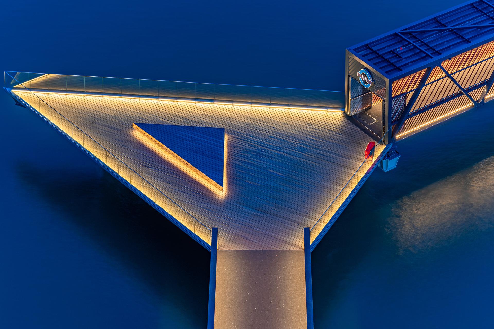 Royal Wharf Pier - image 8