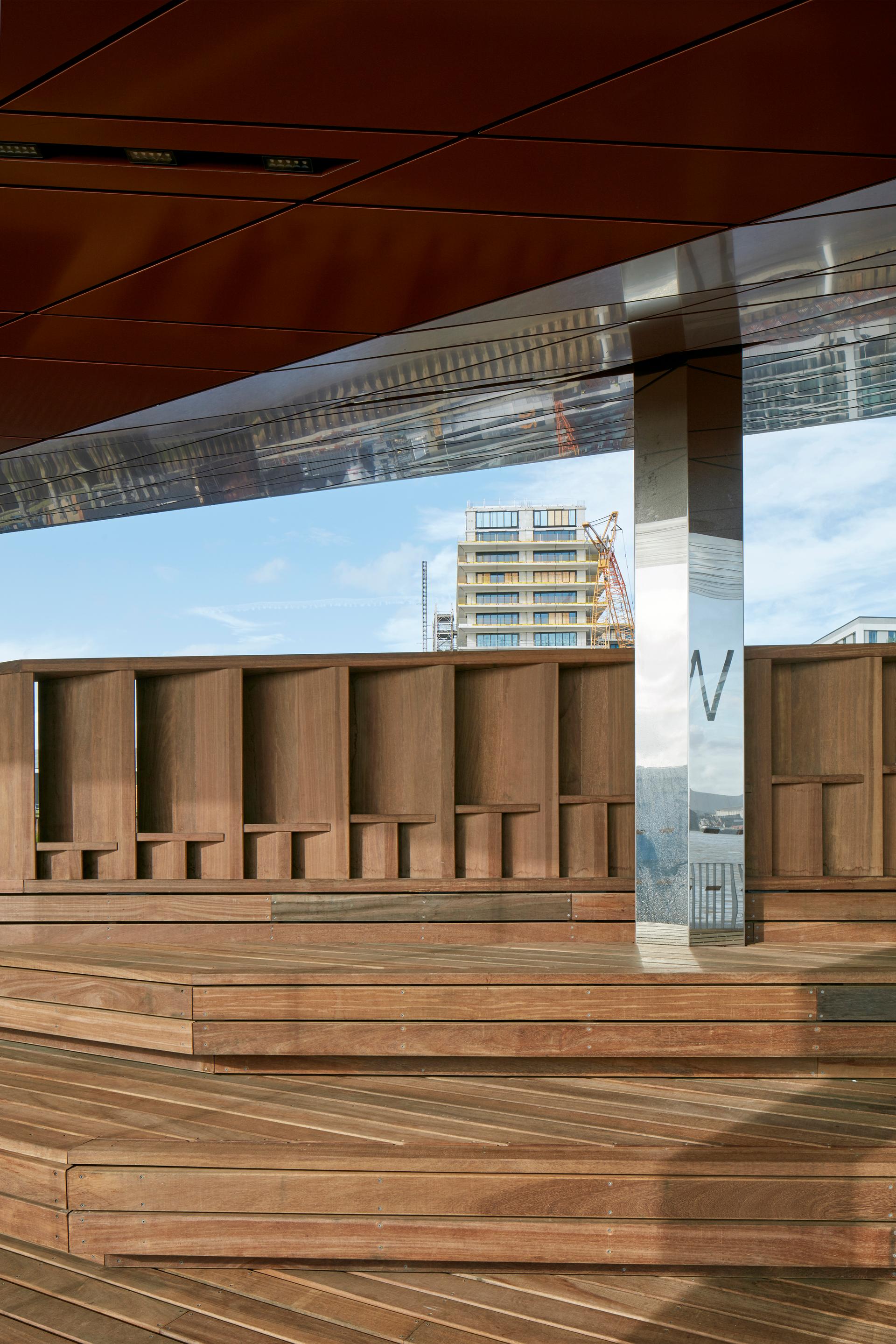 Royal Wharf Pier - image 13