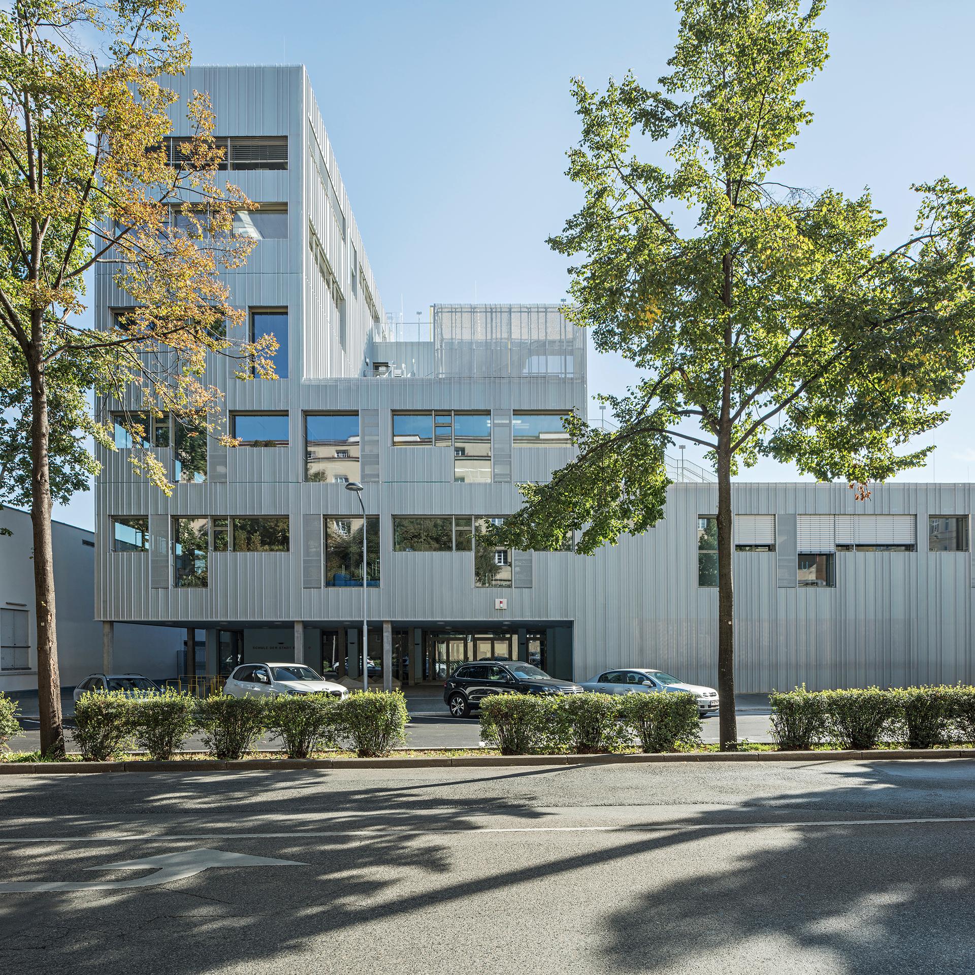 Längenfeldgasse Primary and Vocational School