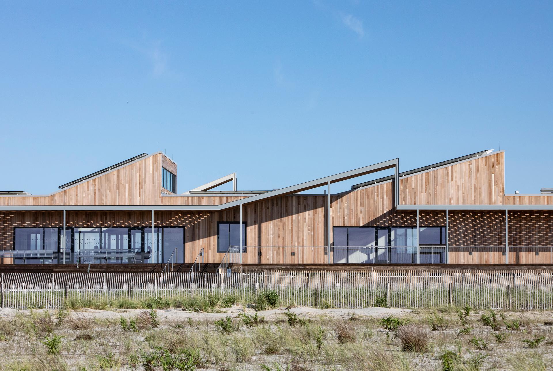 Jones Beach Energy and Nature Center - image 2