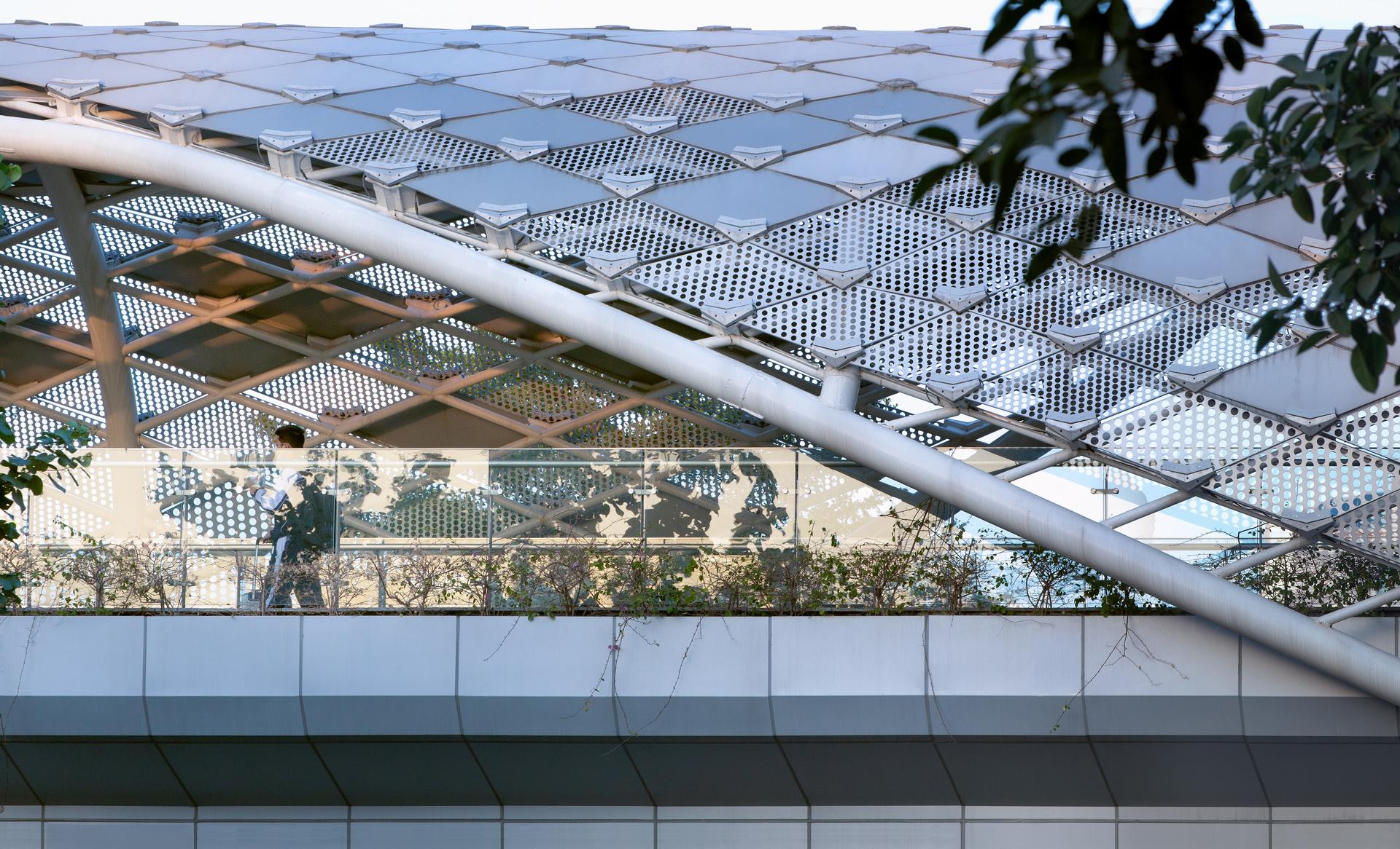 nine rising City bridges - image 4