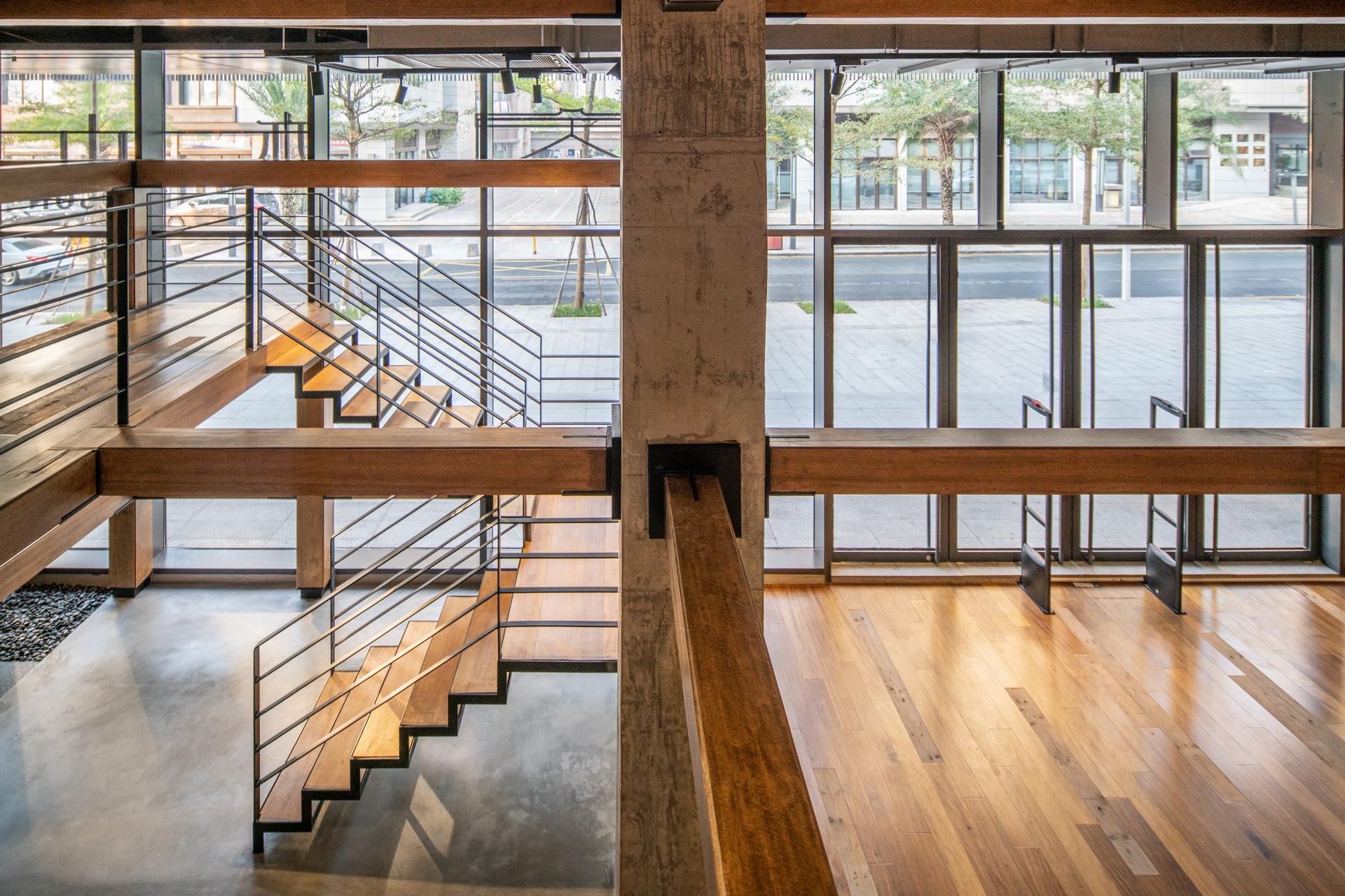 YEPSUN QUALITY Cultural and Creative Store - image 10