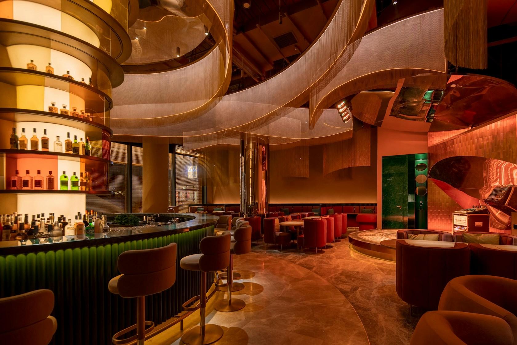 EATA · LIVE Restaurant Bar & Live House - image 4