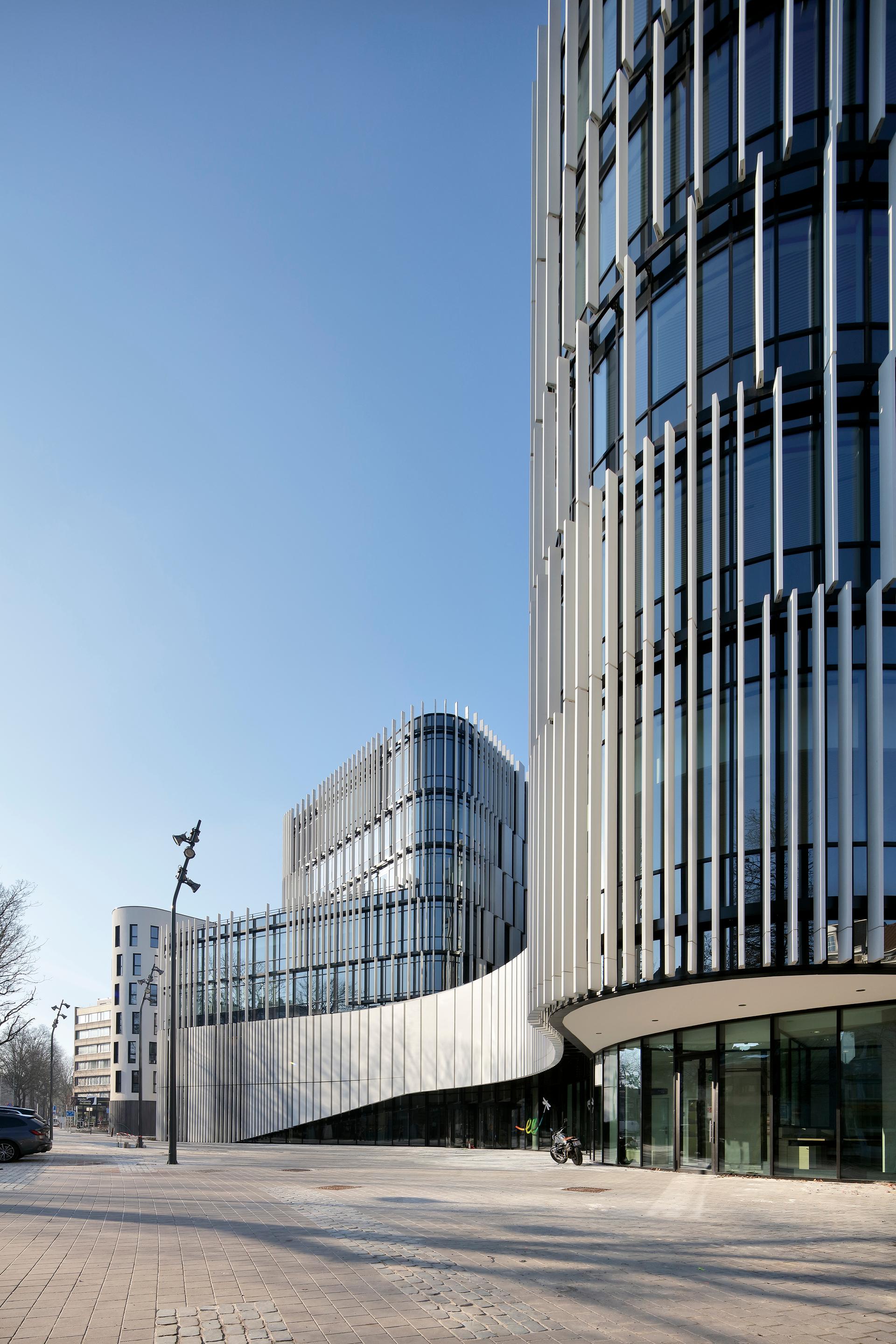 ETTERBEEK CITY HALL - image 29