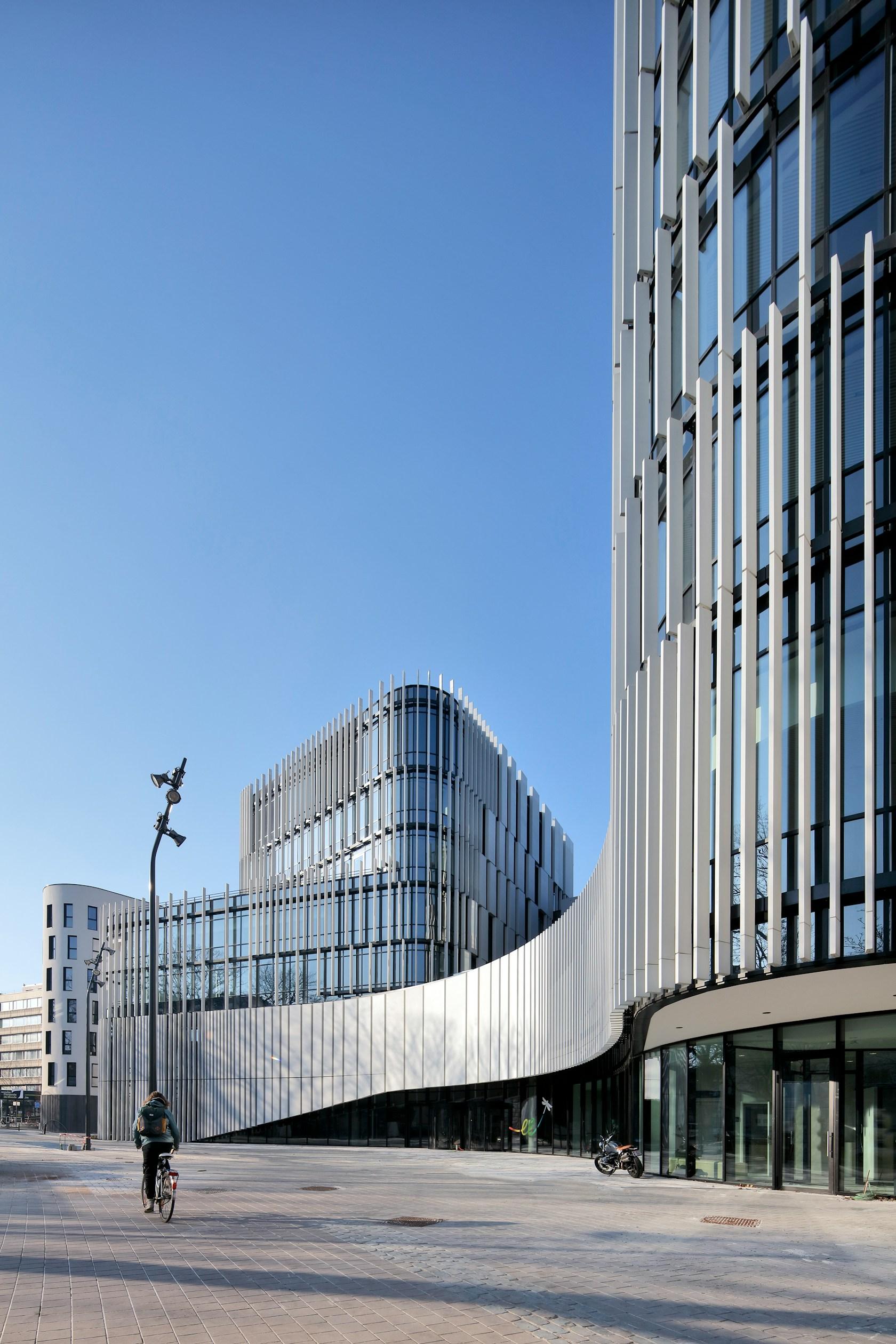 ETTERBEEK CITY HALL - image 7