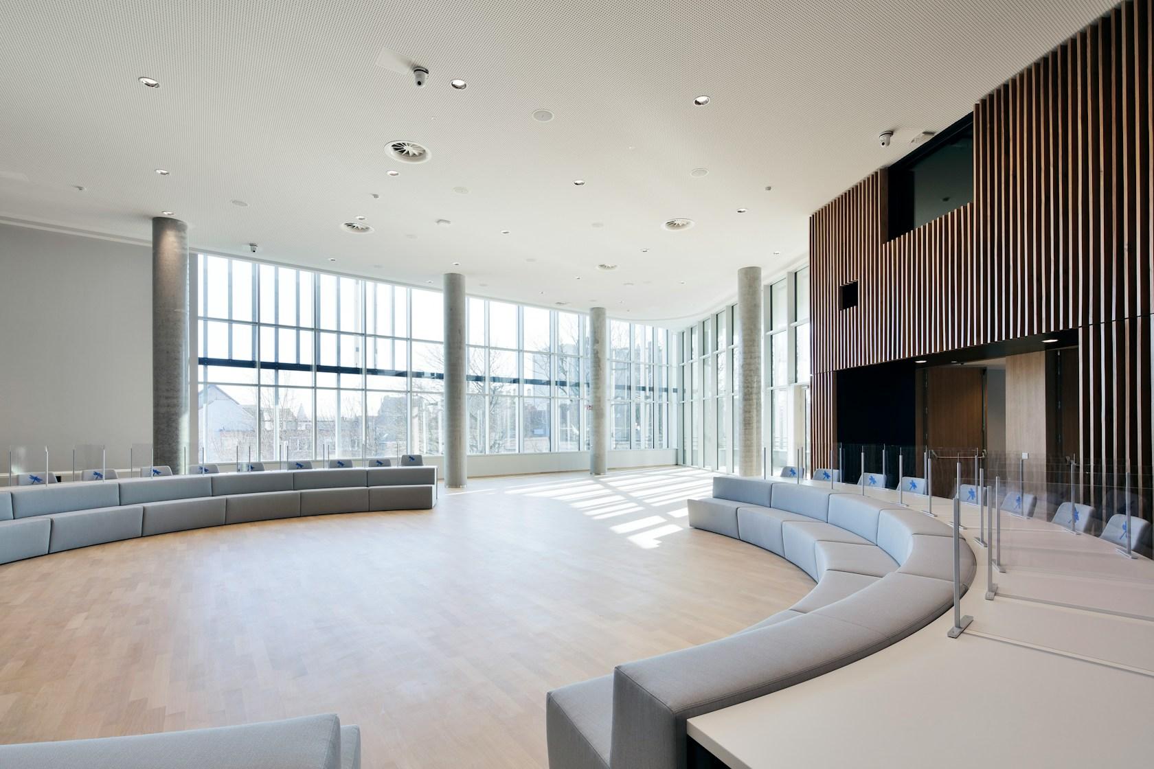 ETTERBEEK CITY HALL - image 22