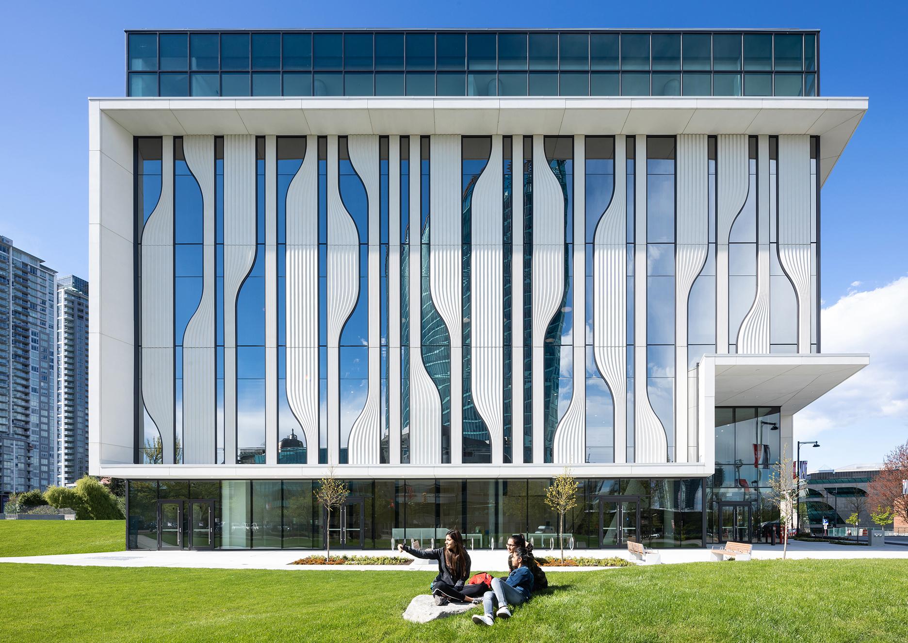 Simon Fraser University - Sustainable Energy Engineering Building - image 4