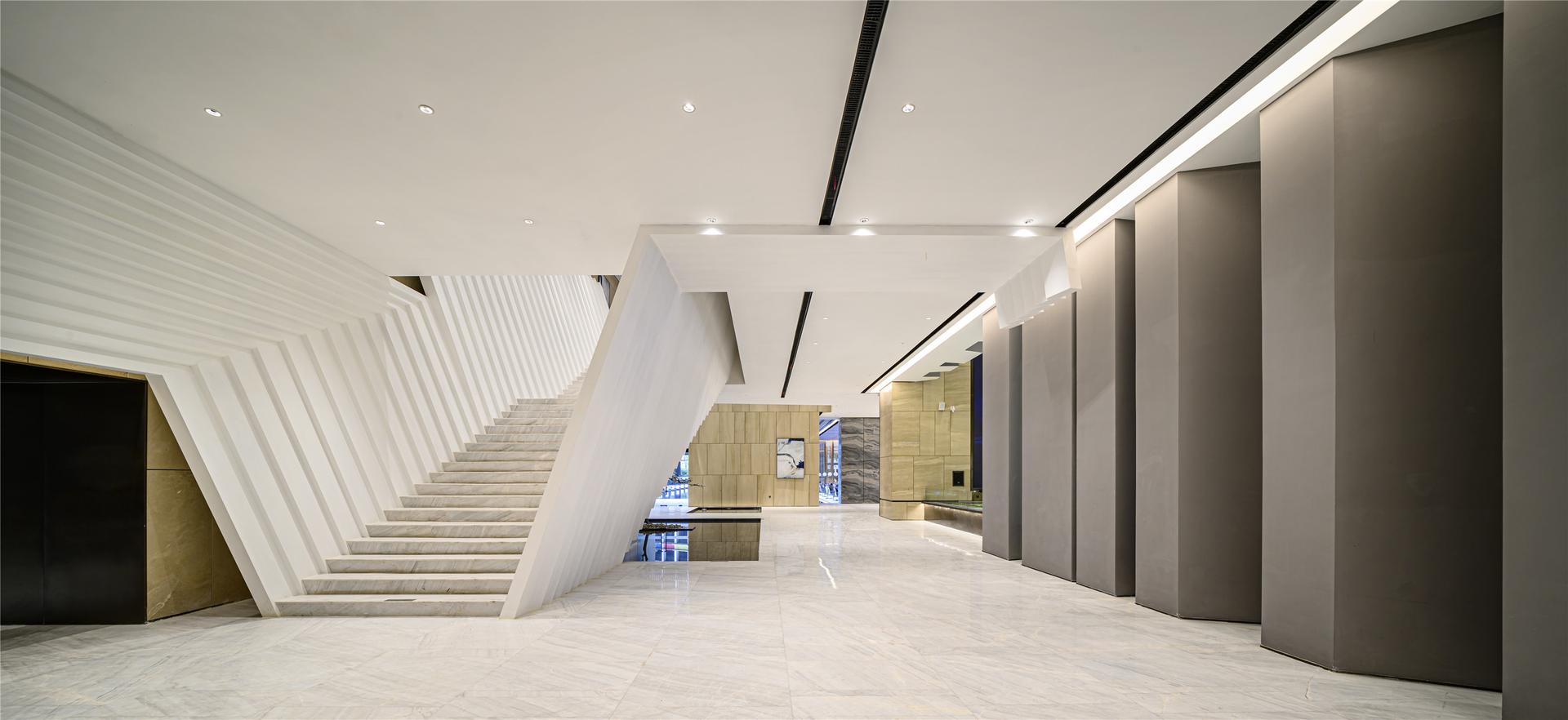Snail Bay Center - image 12