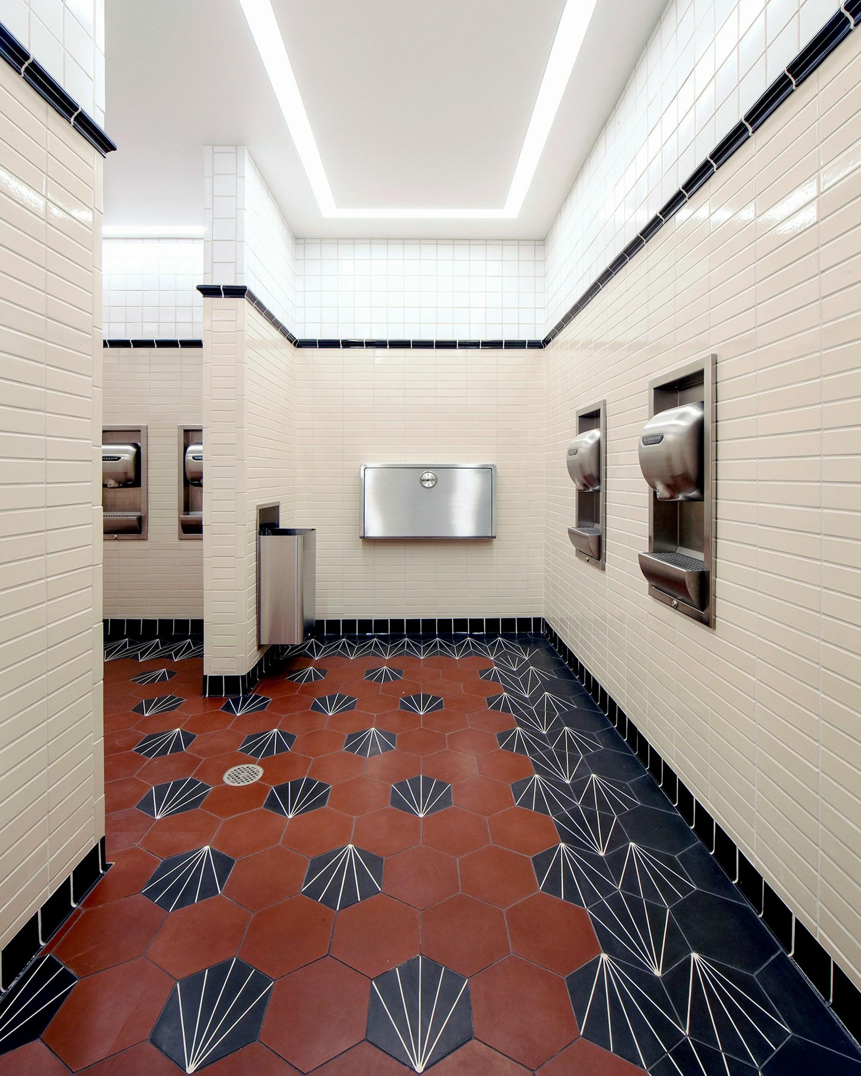 LA Union Station Passenger Concourse Expansion and Renovation - image 5