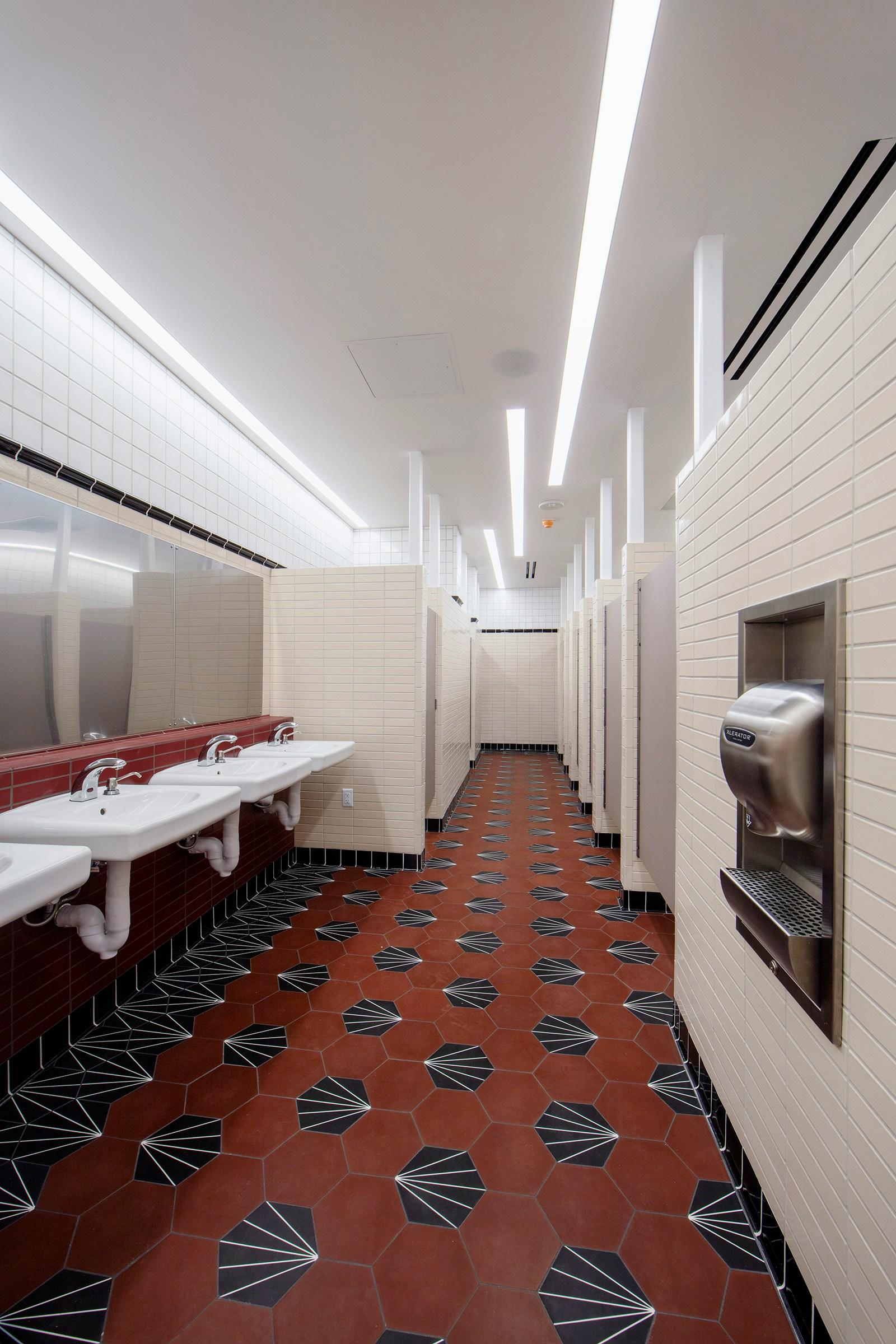 LA Union Station Passenger Concourse Expansion and Renovation - image 7
